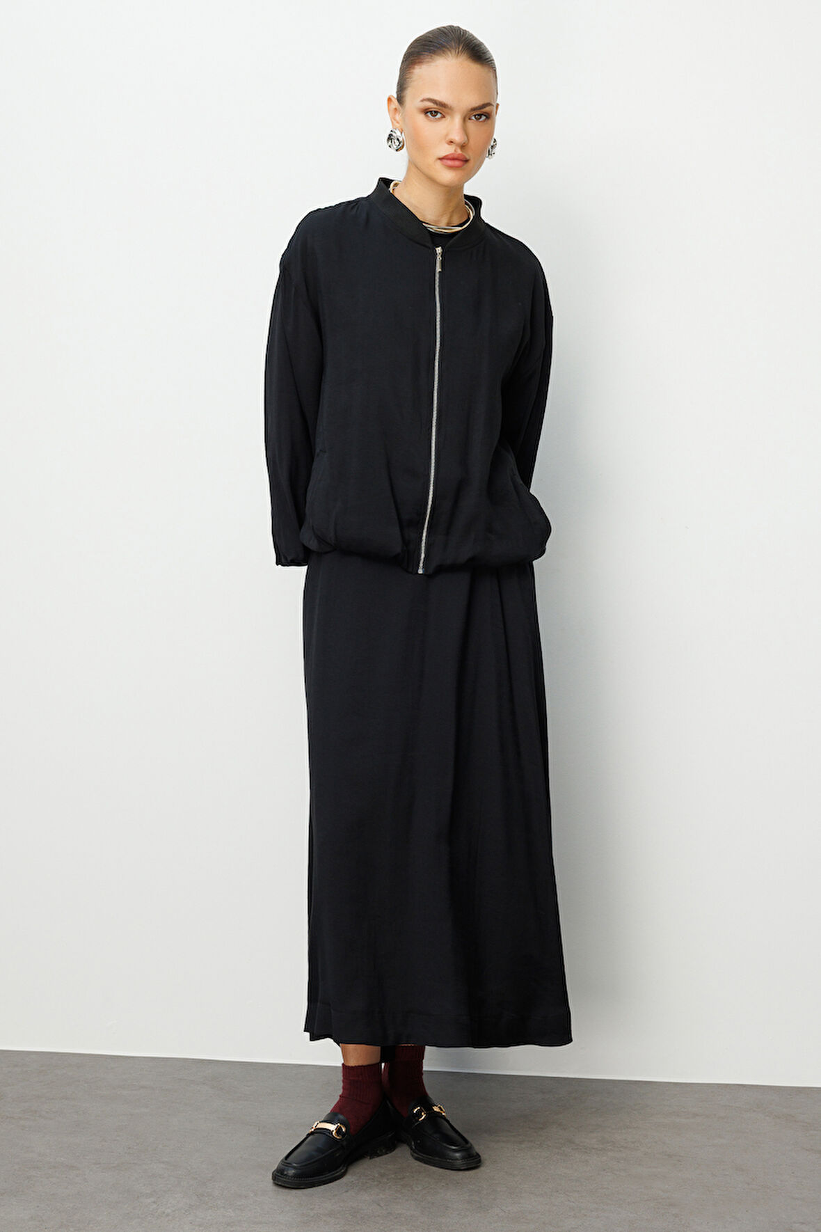 Mizalle Modal Karışımlı Siyah Oversize Bomber Ceket