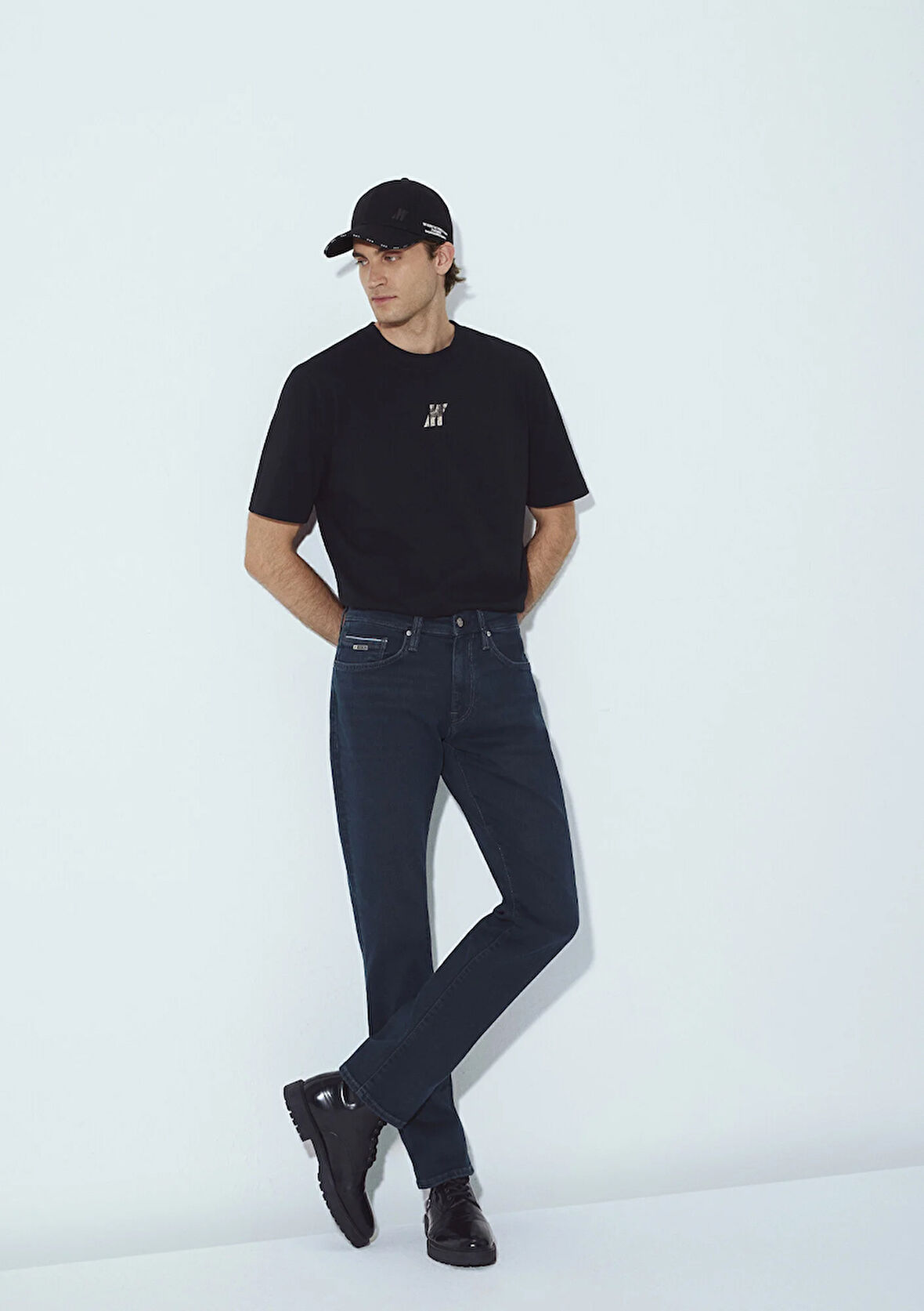 Marcus Mavi Pro Koyu Gölgeli Mavi  Jean Pantolon 0035183807