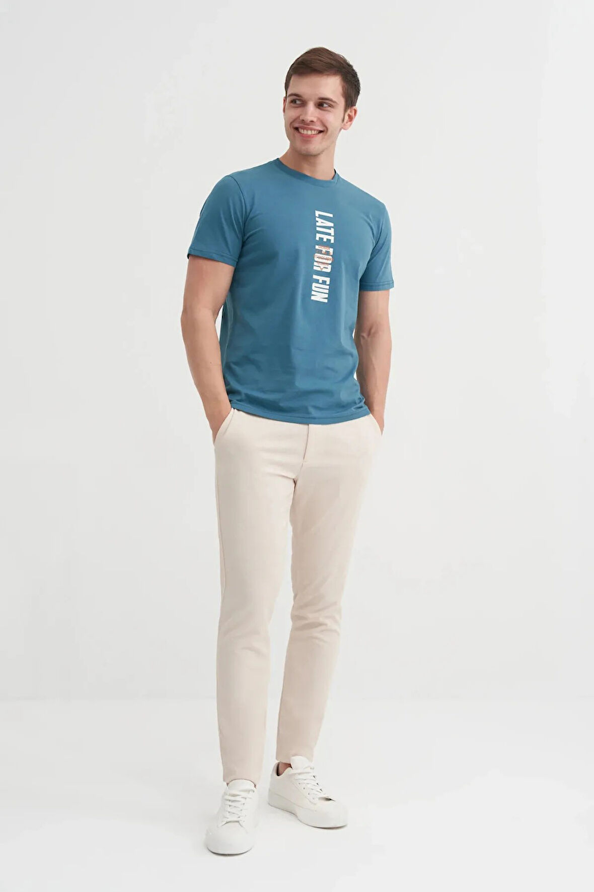 Cazador Slim Fit Bisiklet Yaka Pamuklu Baskılı Tişört