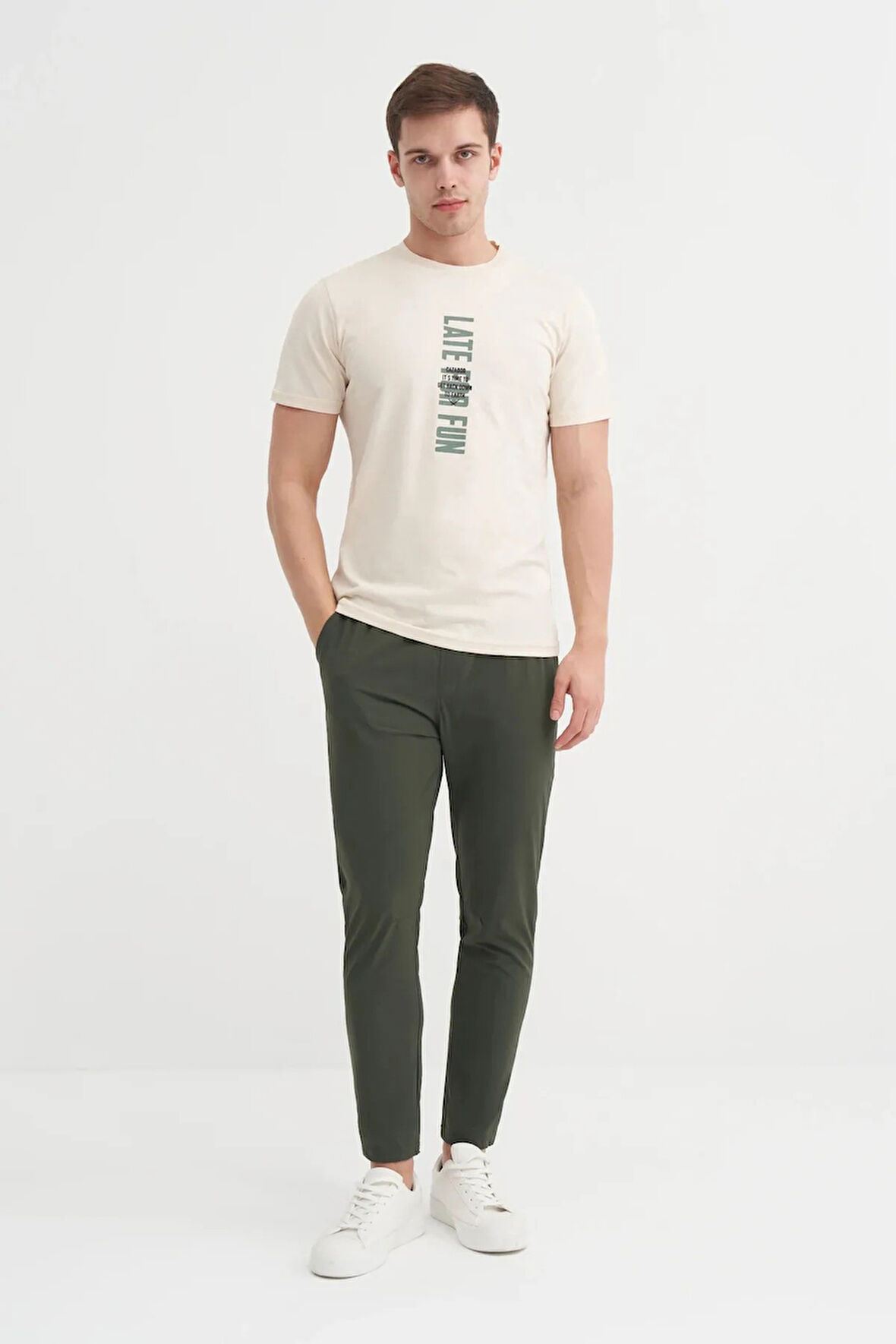 Cazador Slim Fit Bisiklet Yaka Pamuklu Baskılı Tişört