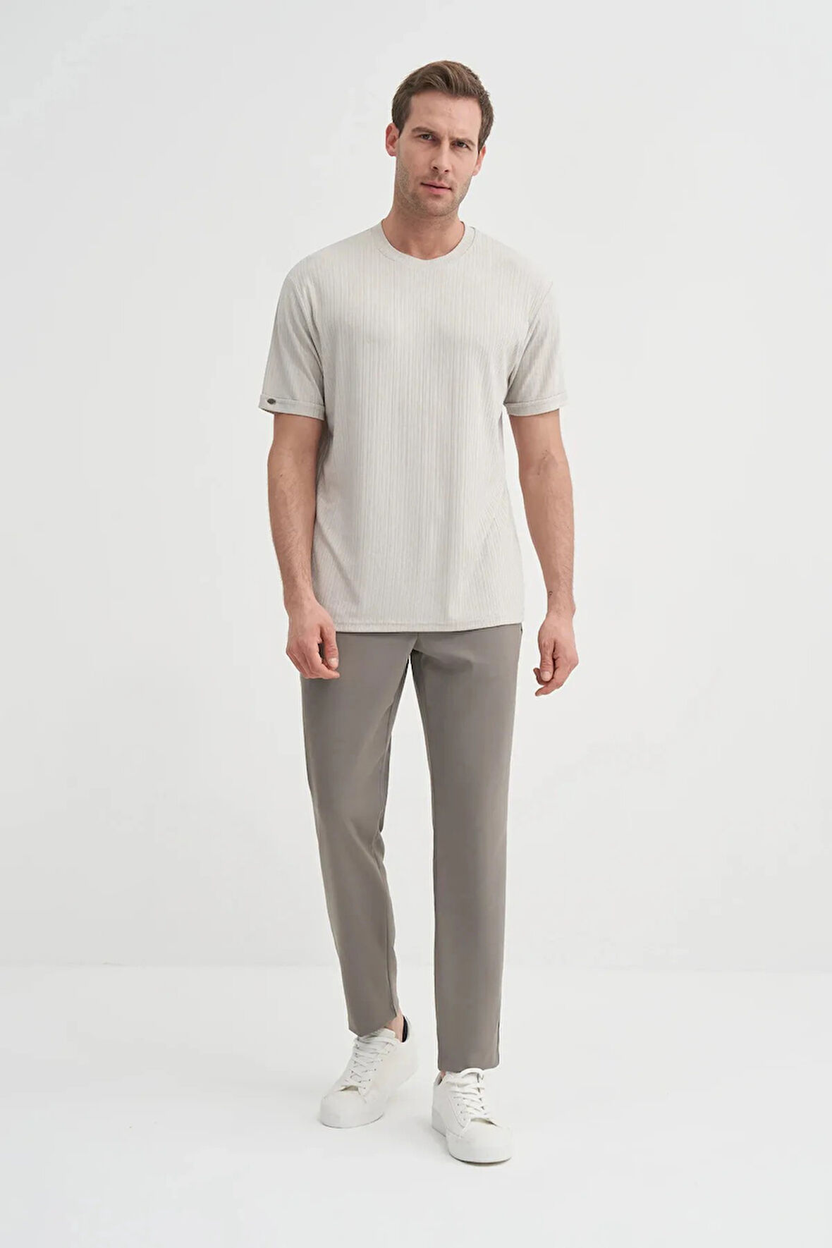 Cazador Bisiklet Yaka Regular Fit Dokulu Tişört