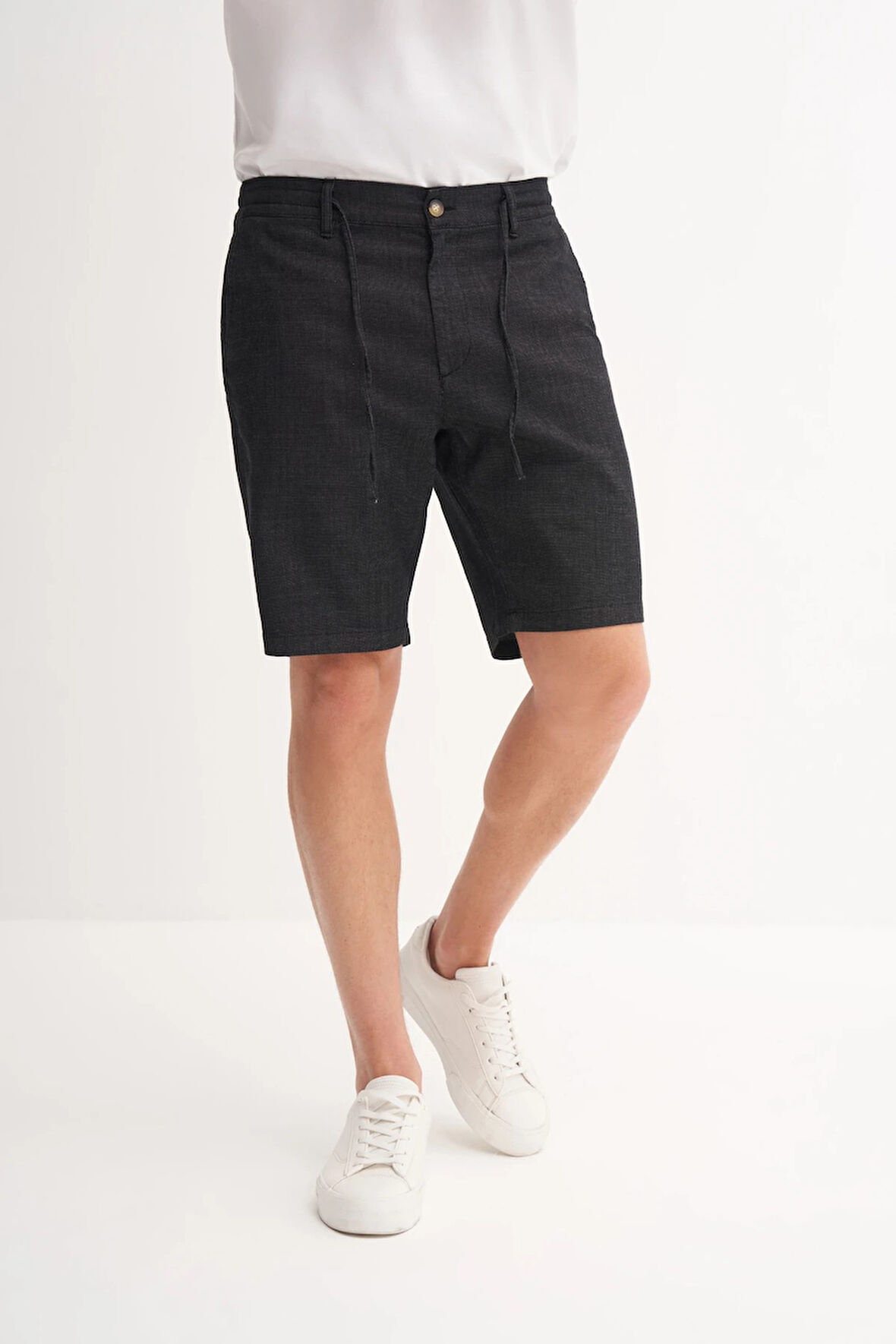 Cazador Slim Fit Dar Kesim Kısa Denim Şort 6724