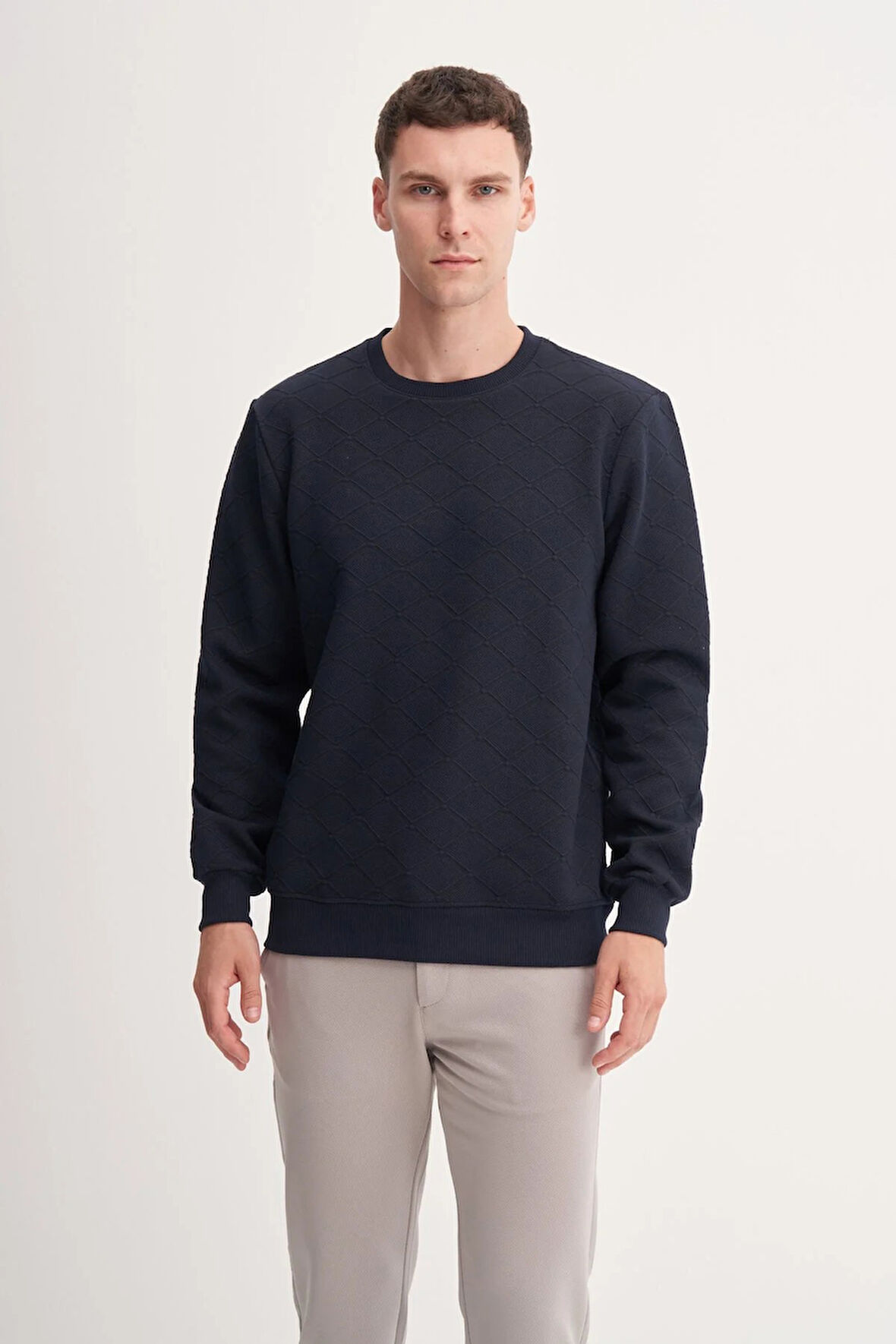 Regular Fit Baklava Desenli Kapitone Jakar Sweatshirt