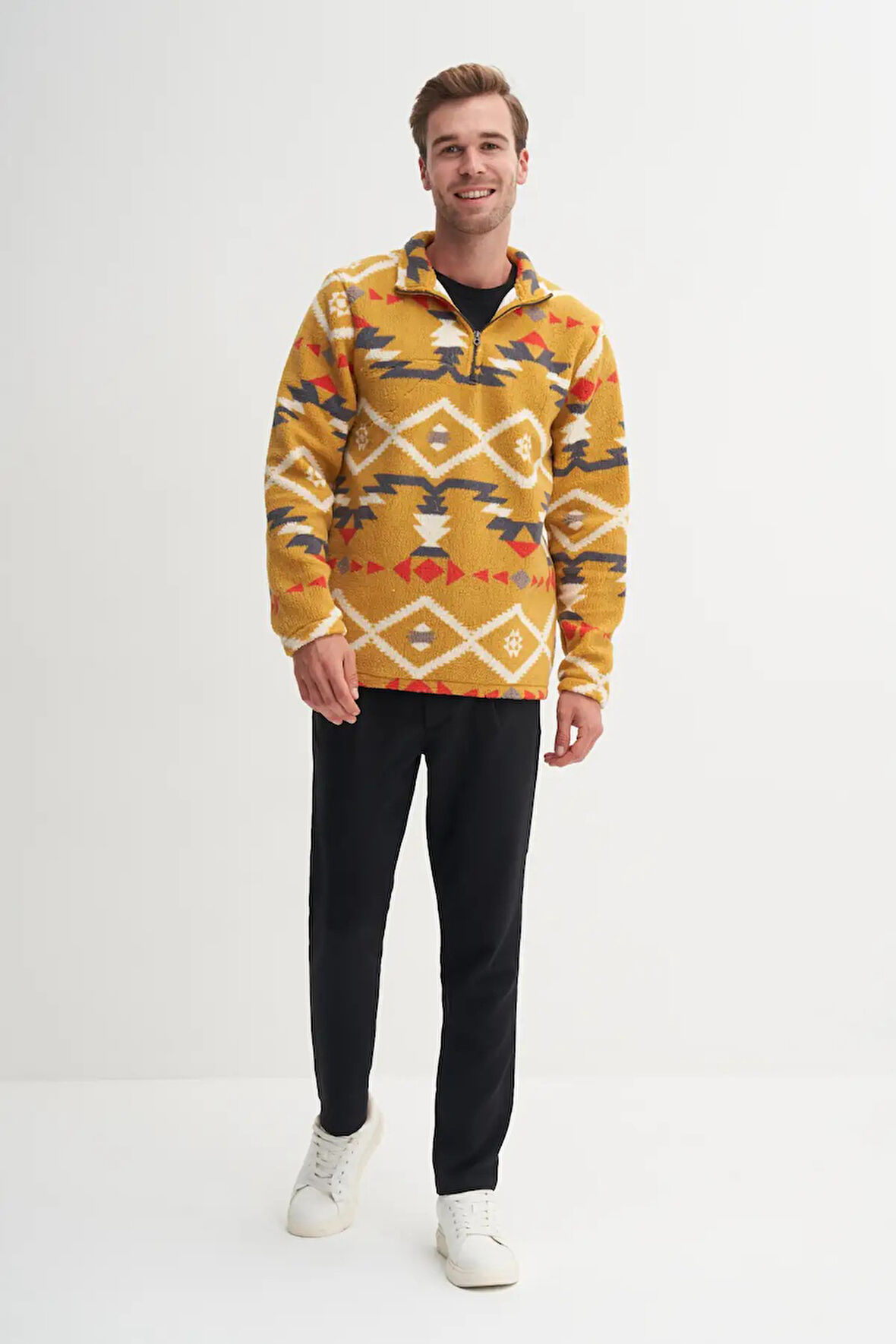 Cazador Vintage Desenli Kürk Dokulu Dik Yaka Regular Fit Sweatshirt-52440