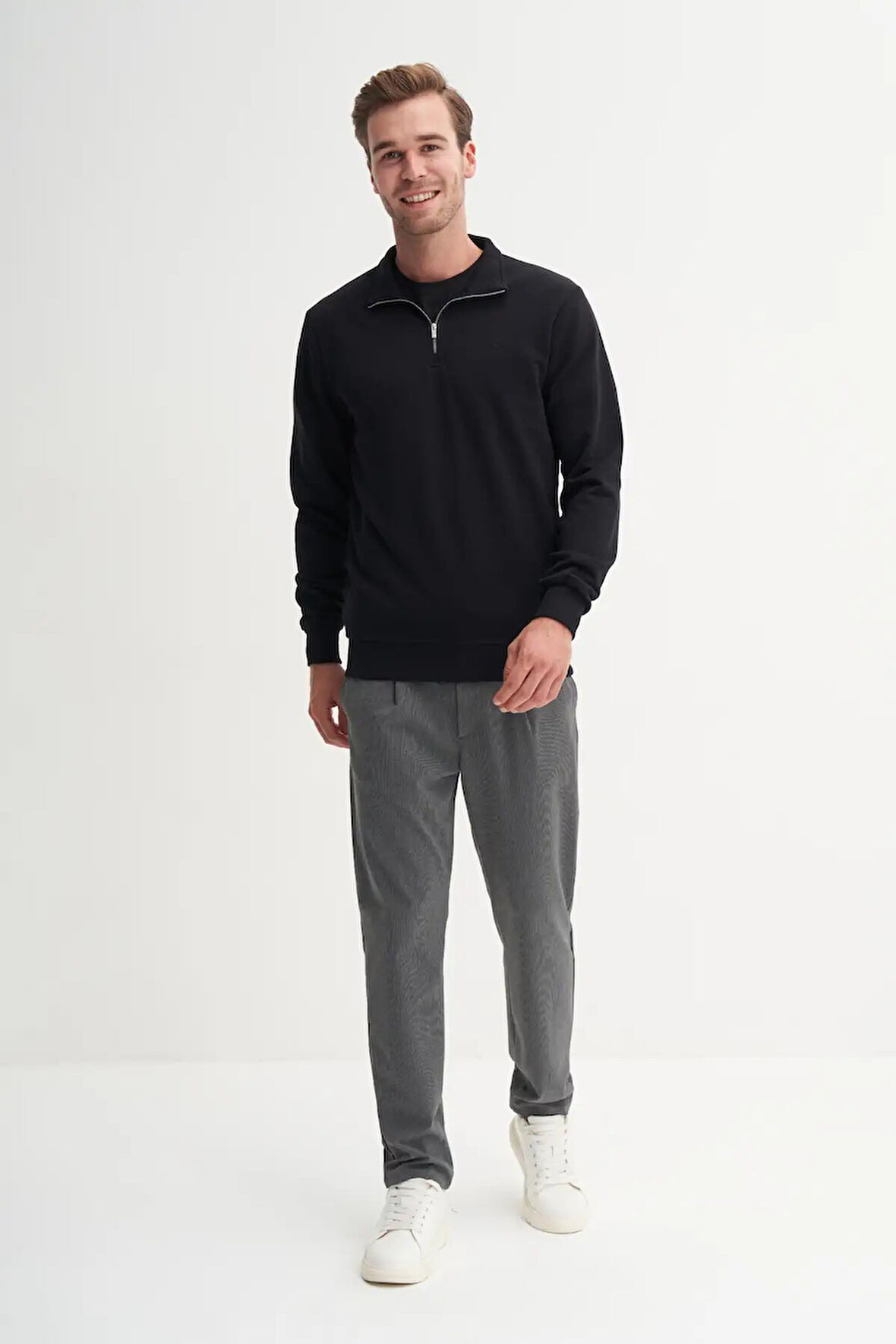 Cazador Regular Fit Dik Yaka Mevsimlik 3 İplik Sweatshirt-53470