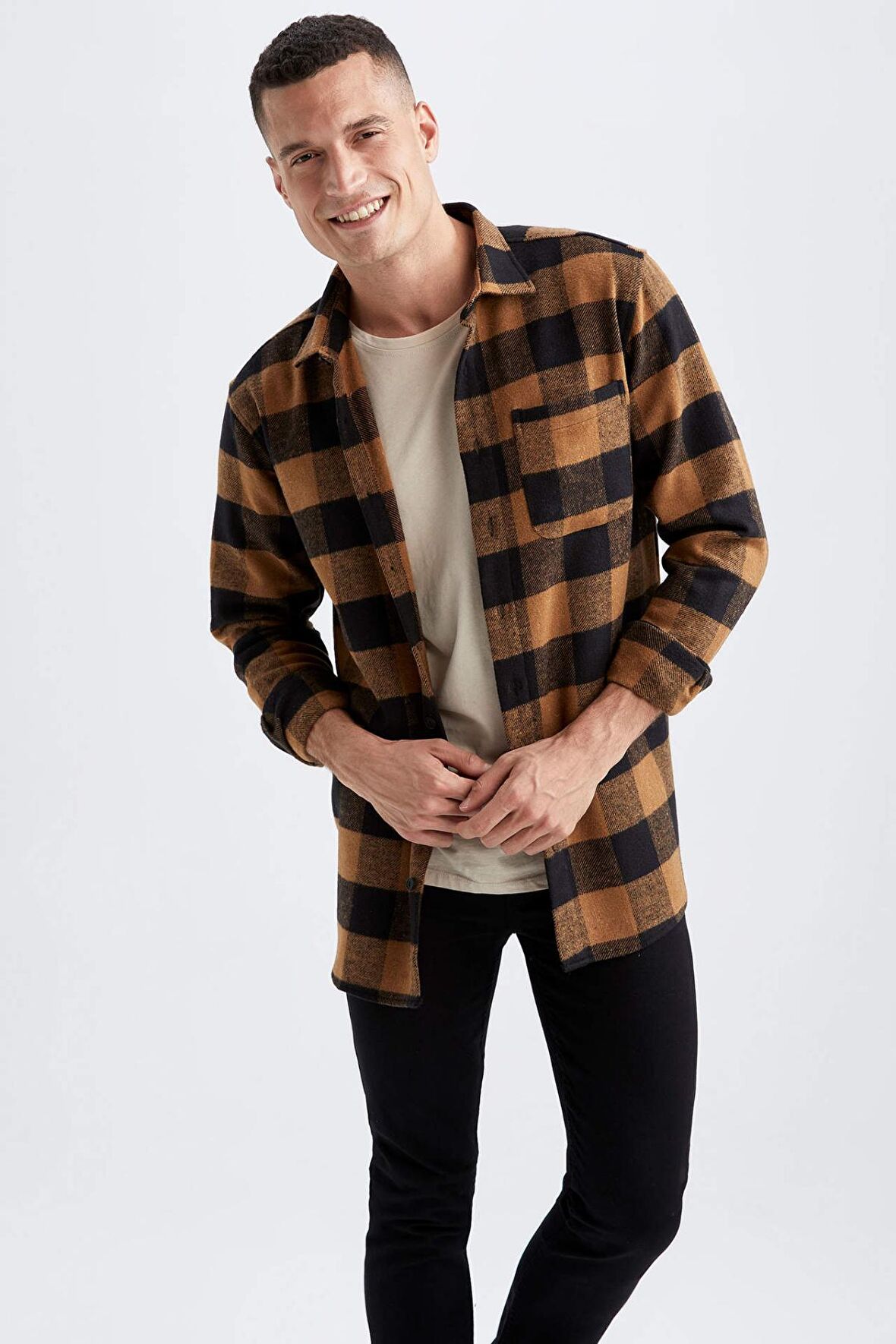 DeFacto Regular Fit Kareli Uzun Kollu Gömlek S1238AZ22AUBG283