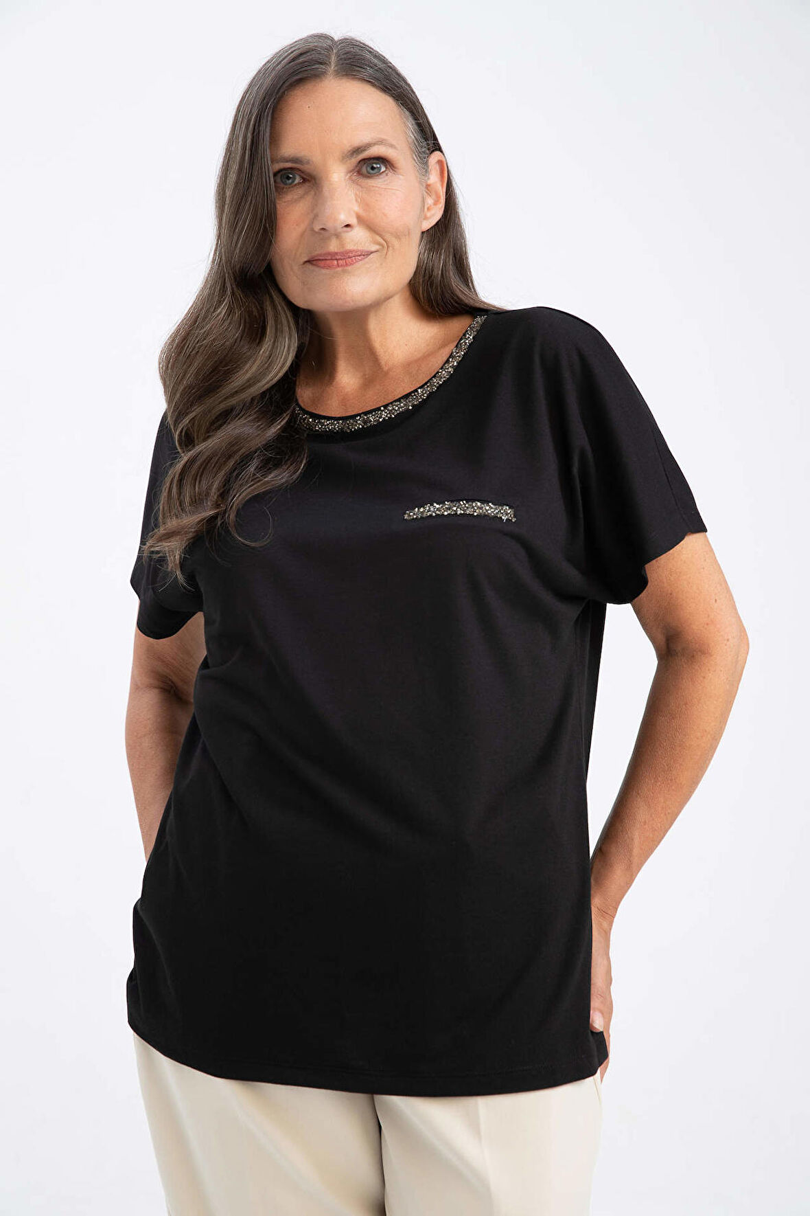 DeFacto Regular Fit Sim Detaylı Kısa Kollu Tişört K7701AZ23SPBK81