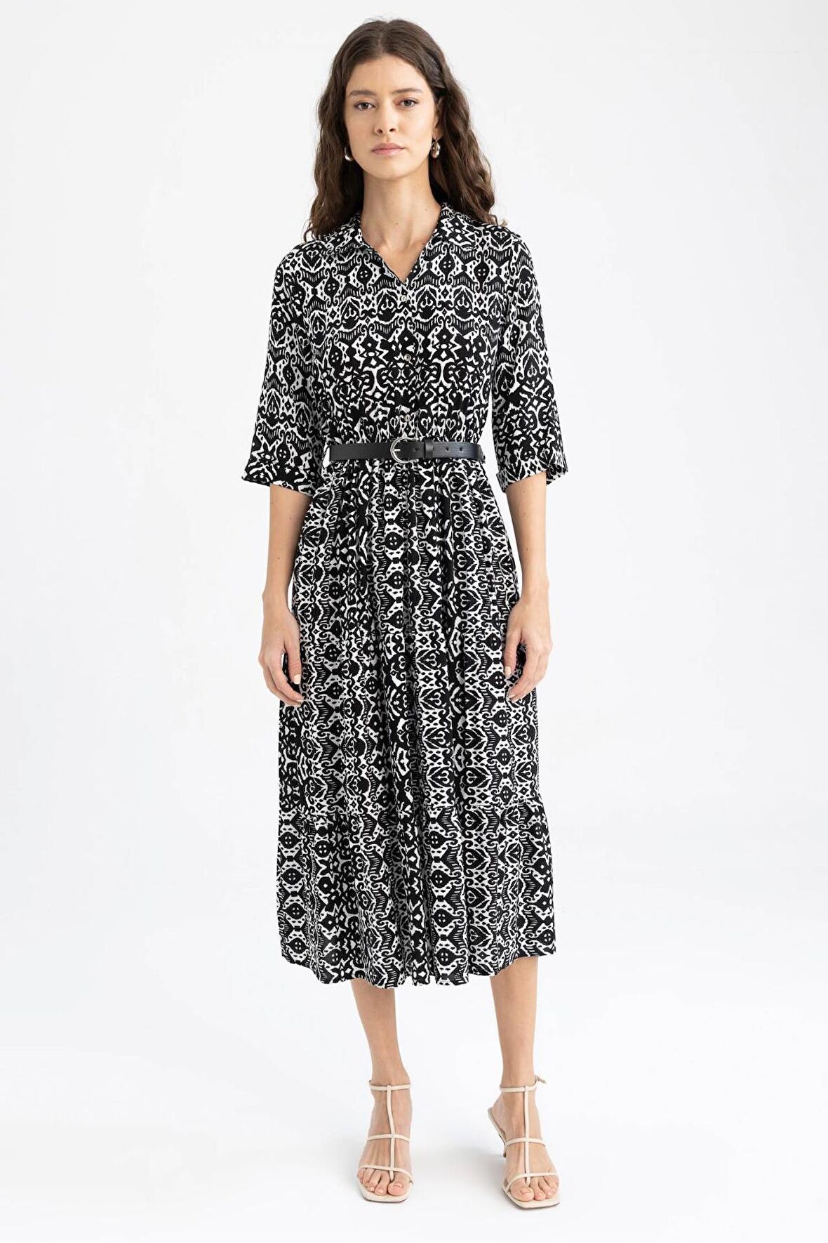 DeFacto Gömlek Yaka Desenli Yarım Kollu Midi Elbise Z8005AZ23SPBK81