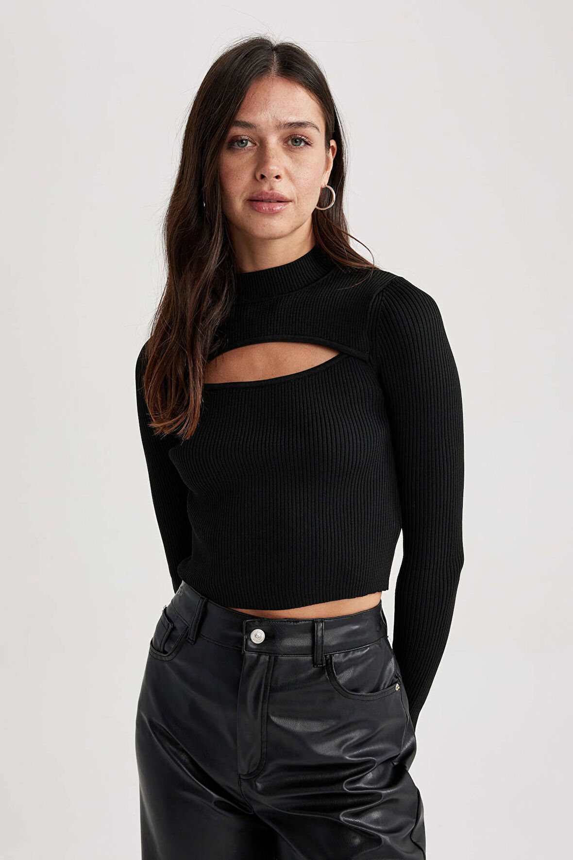 DeFacto Slim Fit Yarım Balıkçı Yaka Kazak Z2204AZ23AUBK27