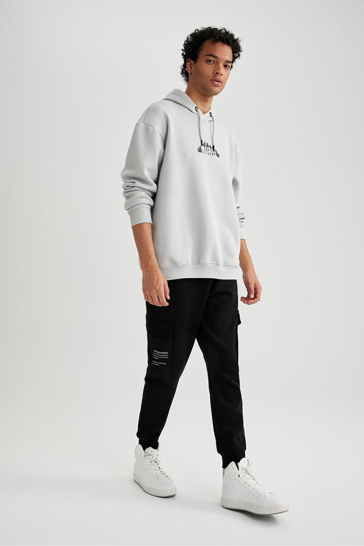 DeFacto Regular Fit Kargo Cepli Esnek Paça Eşofman Altı Y5533AZ23AUBK81