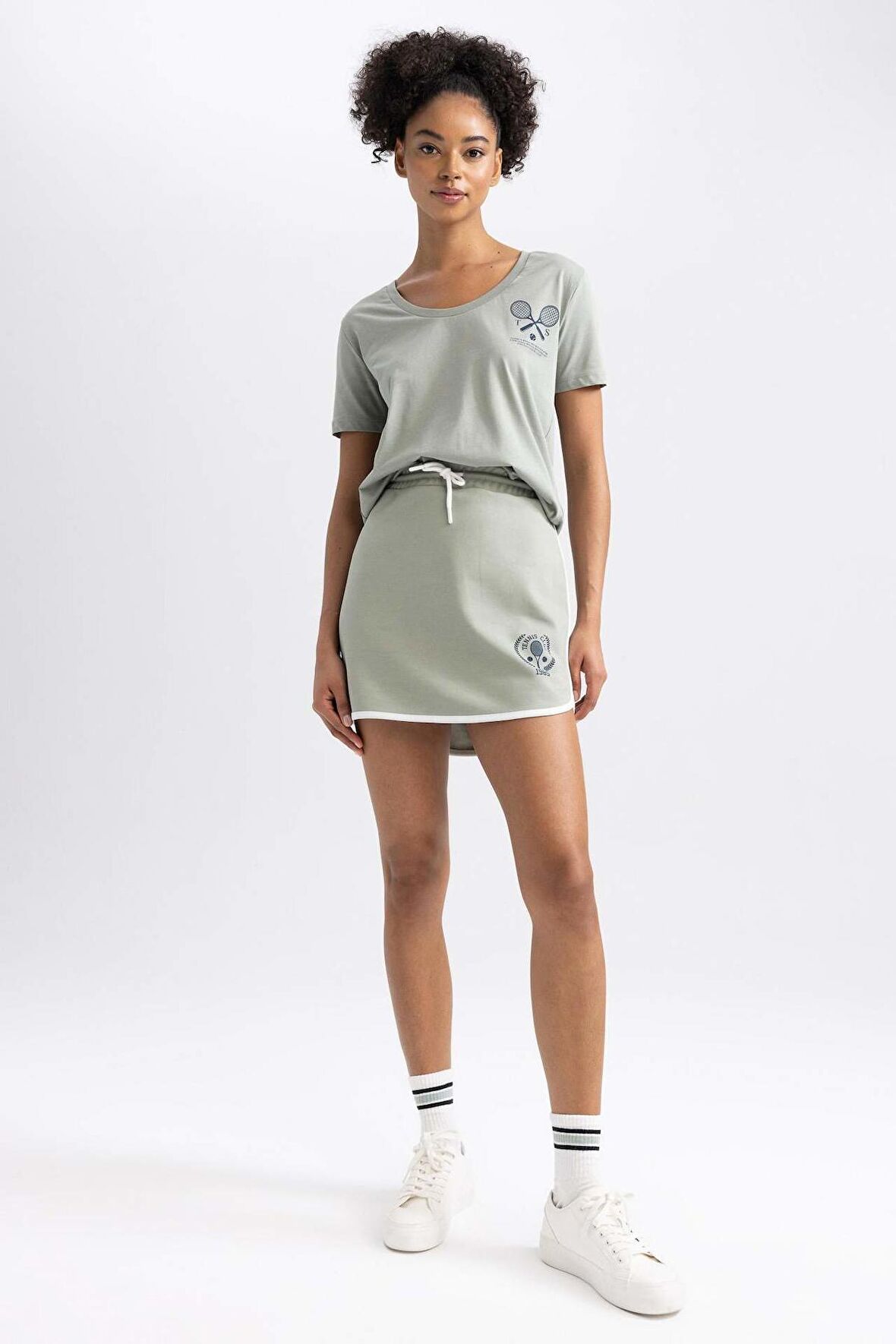 DeFactoFit Mini Tenis Eteği A7061AX23HSGN970
