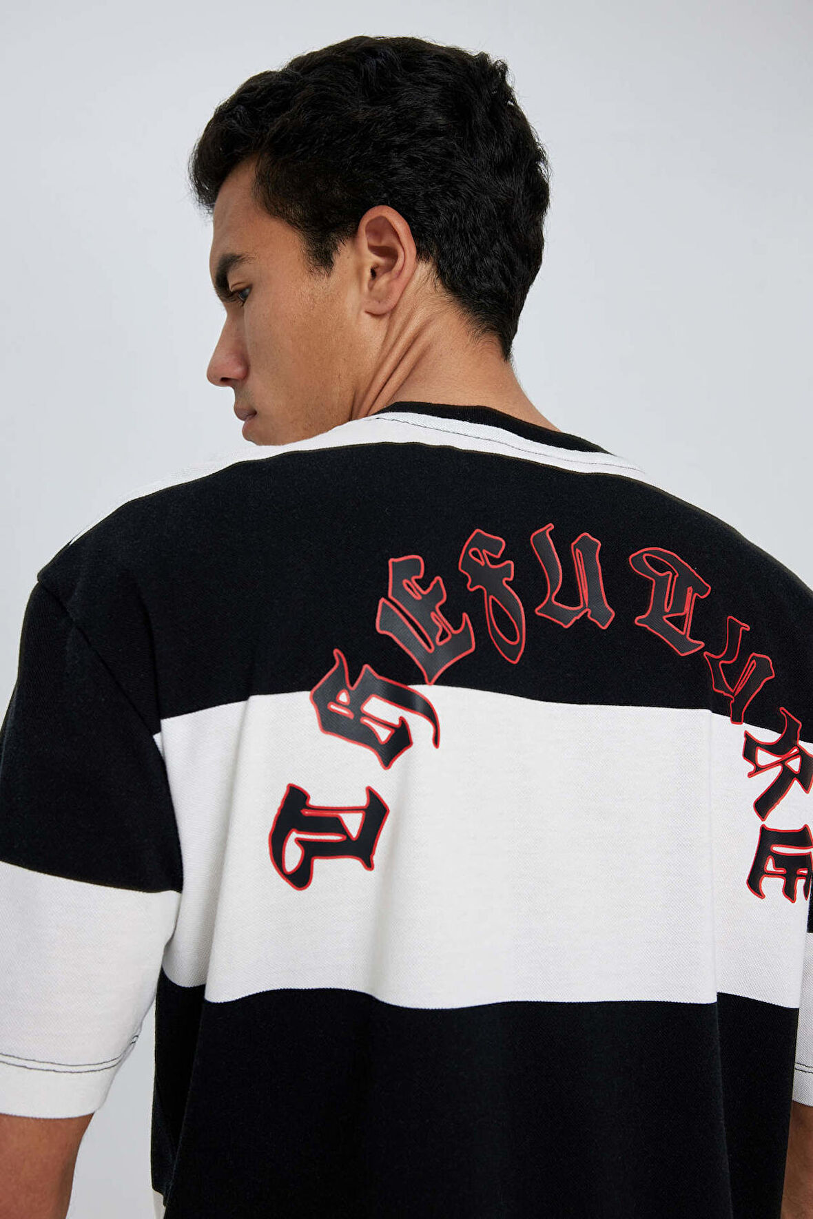 DeFacto Oversize Fit Bisiklet Yaka Baskılı %100 Pamuk Tişört A2383AX23SMBK81
