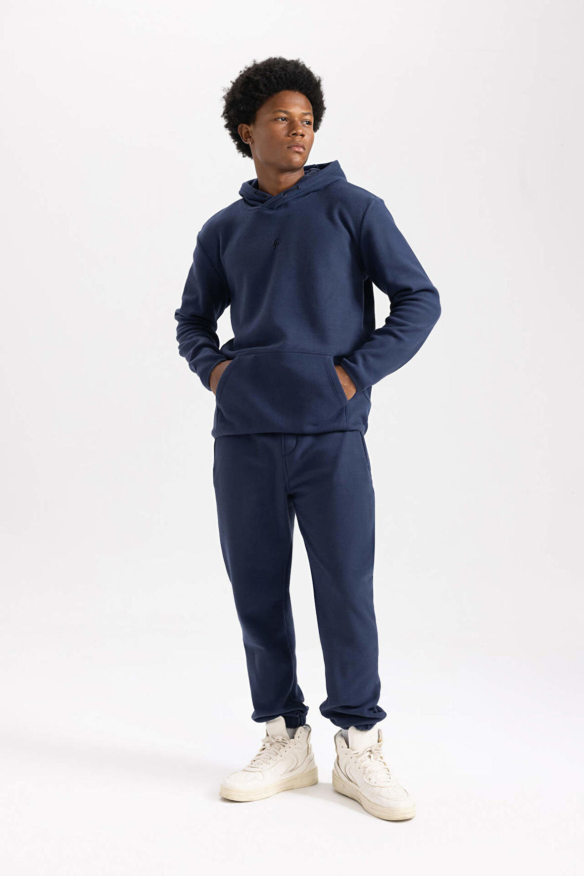 DeFactoFit Sporcu Polar Jogger Eşofman Altı Standart Fit Çift Cepli A4494AX23WNNV259