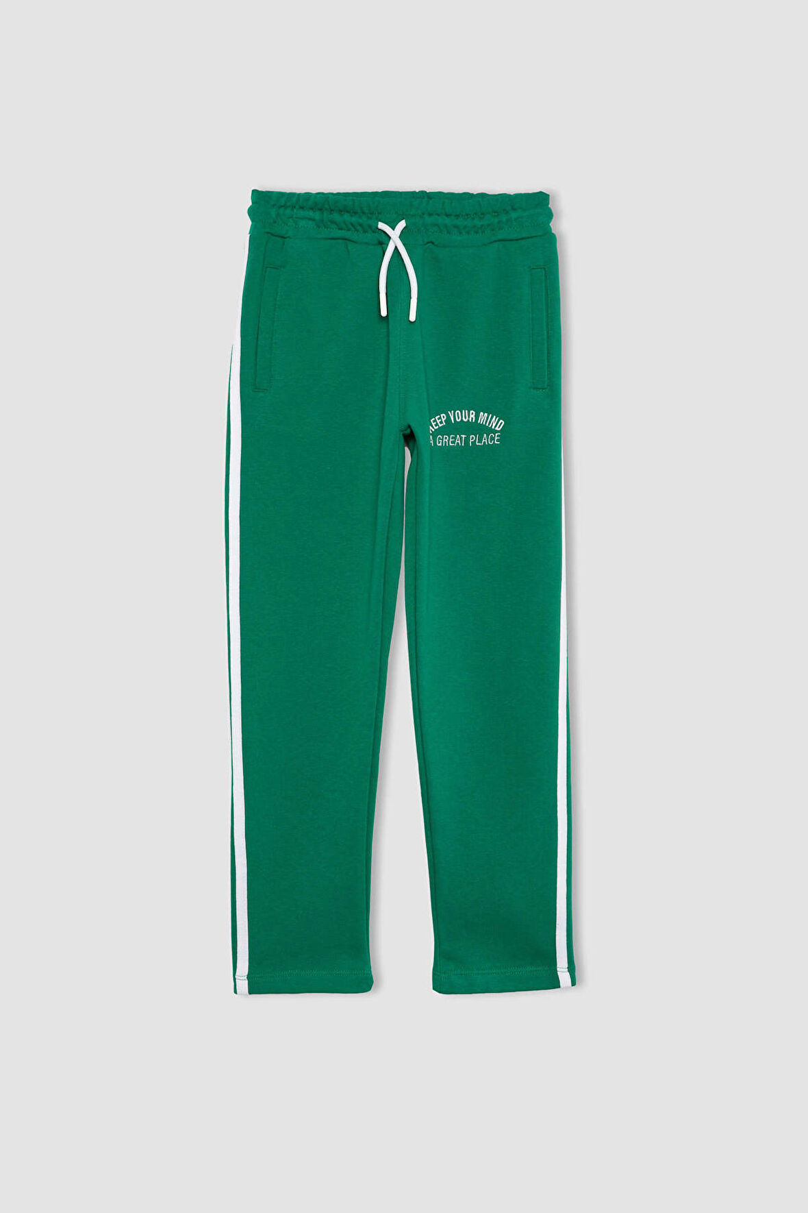 DeFacto Erkek Çocuk Kalın Baskılı Eşofman Altı B2951A823WNGN1045