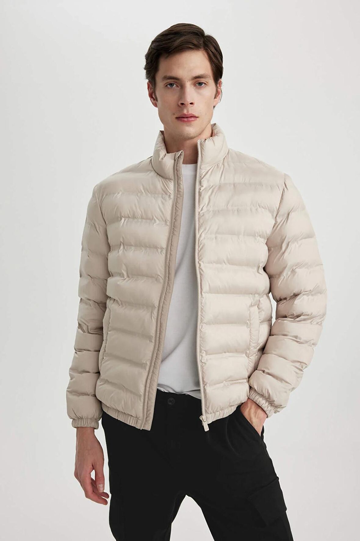 DeFacto Slim Fit Mevsimlik Mont Dar Kesim Dik Yaka Fermuarlı Cepli B9782AX24SPER37