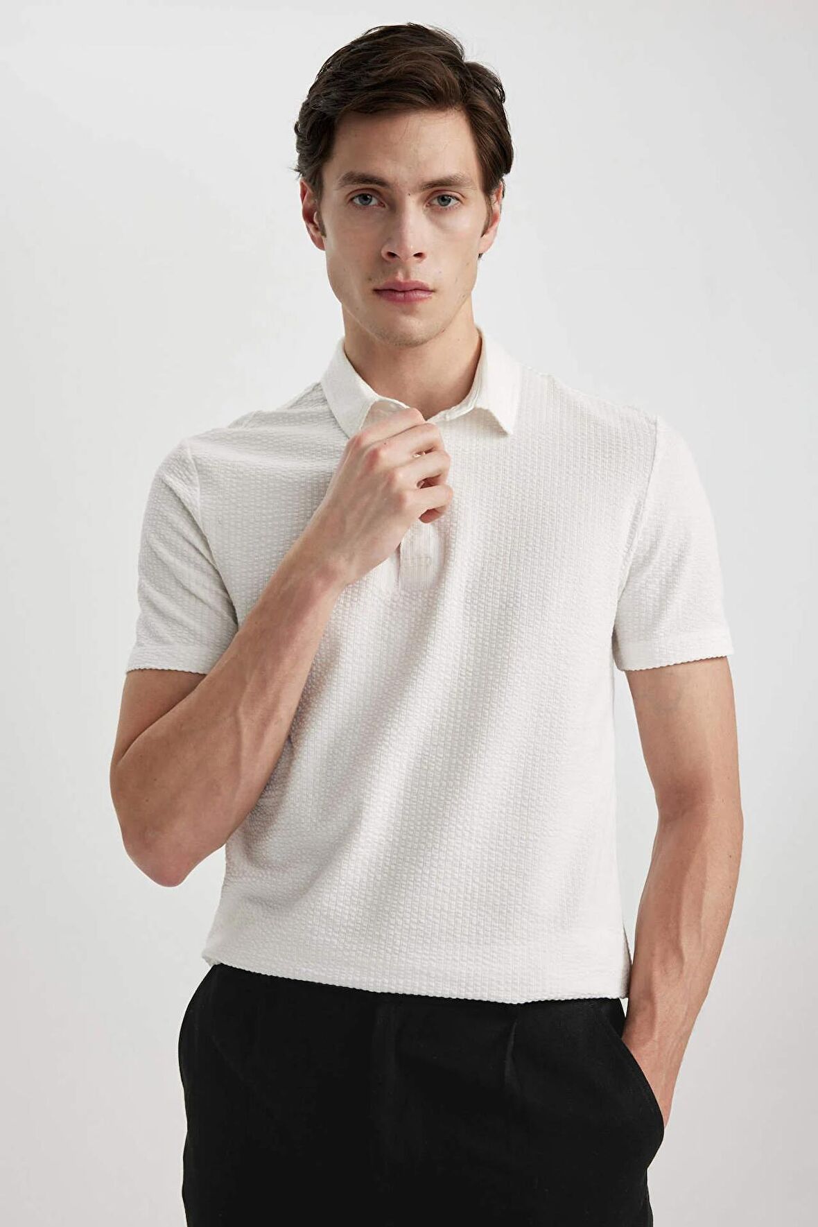 Slim Fit Pamuklu Kısa Kollu Polo Tişört