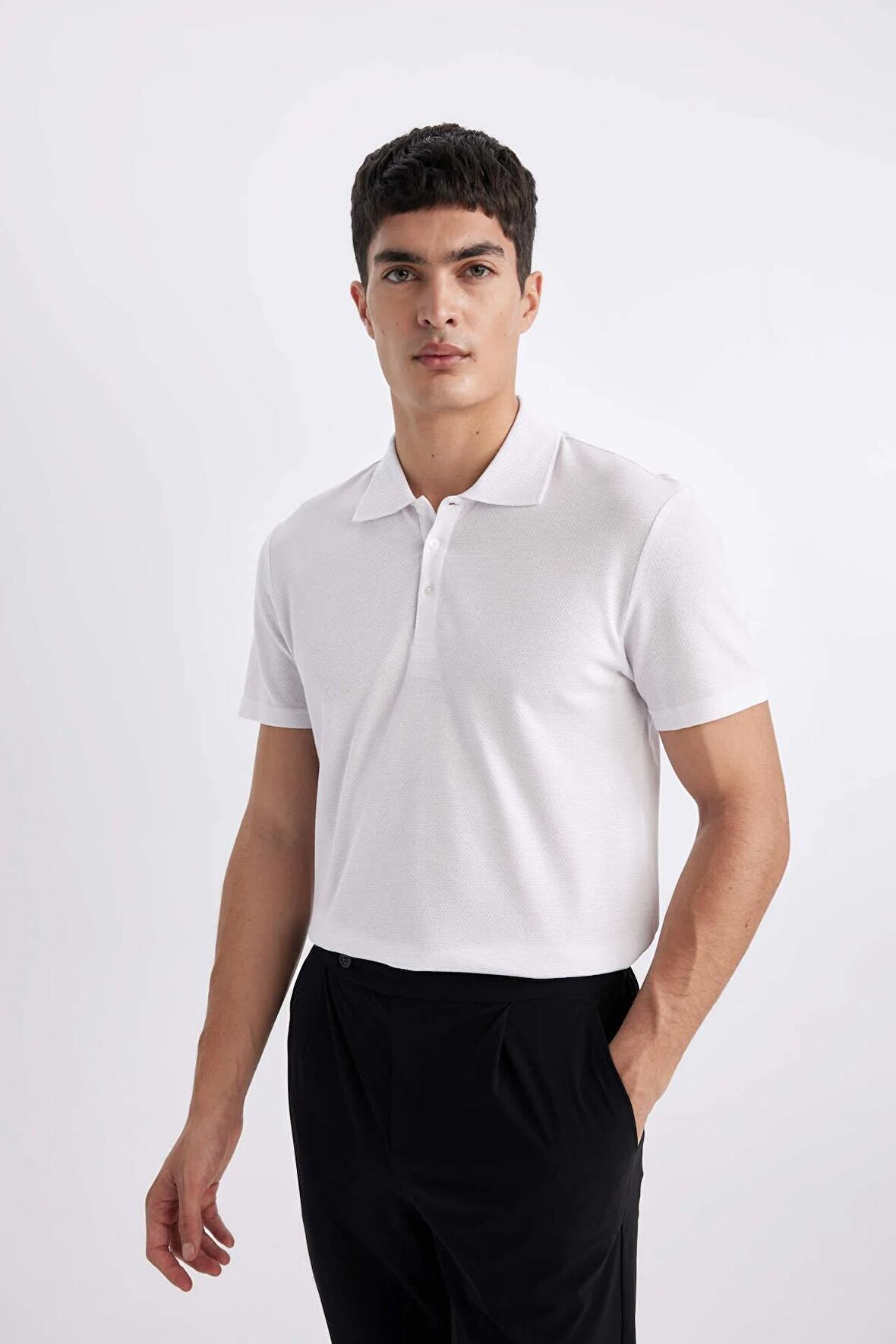 DeFacto Slim Fit Dar Kesim Kısa Kollu Pamuklu Modal Karışımlı Basic Düz Polo Tişört M6609AZ24SPWT34