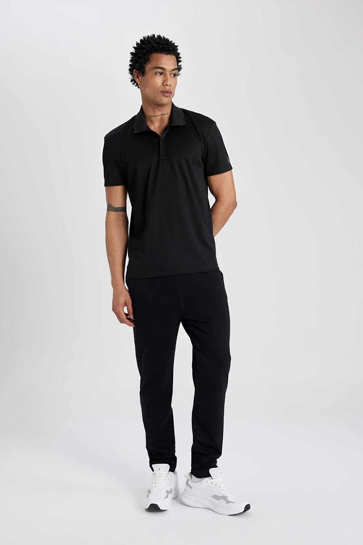 DeFactoFit Slim Fit Çift Cepli Standart Paça Jogger Eşofman Altı Z5600AZ24SPBK81