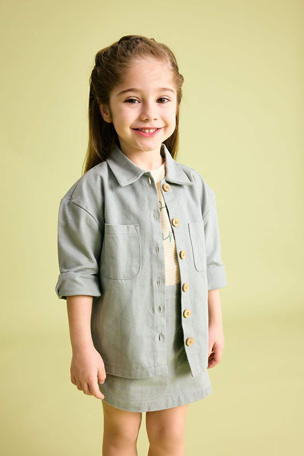 DeFacto Kız Bebek Cepli Gabardin Uzun Kollu Gömlek B9654A524SPGN1102