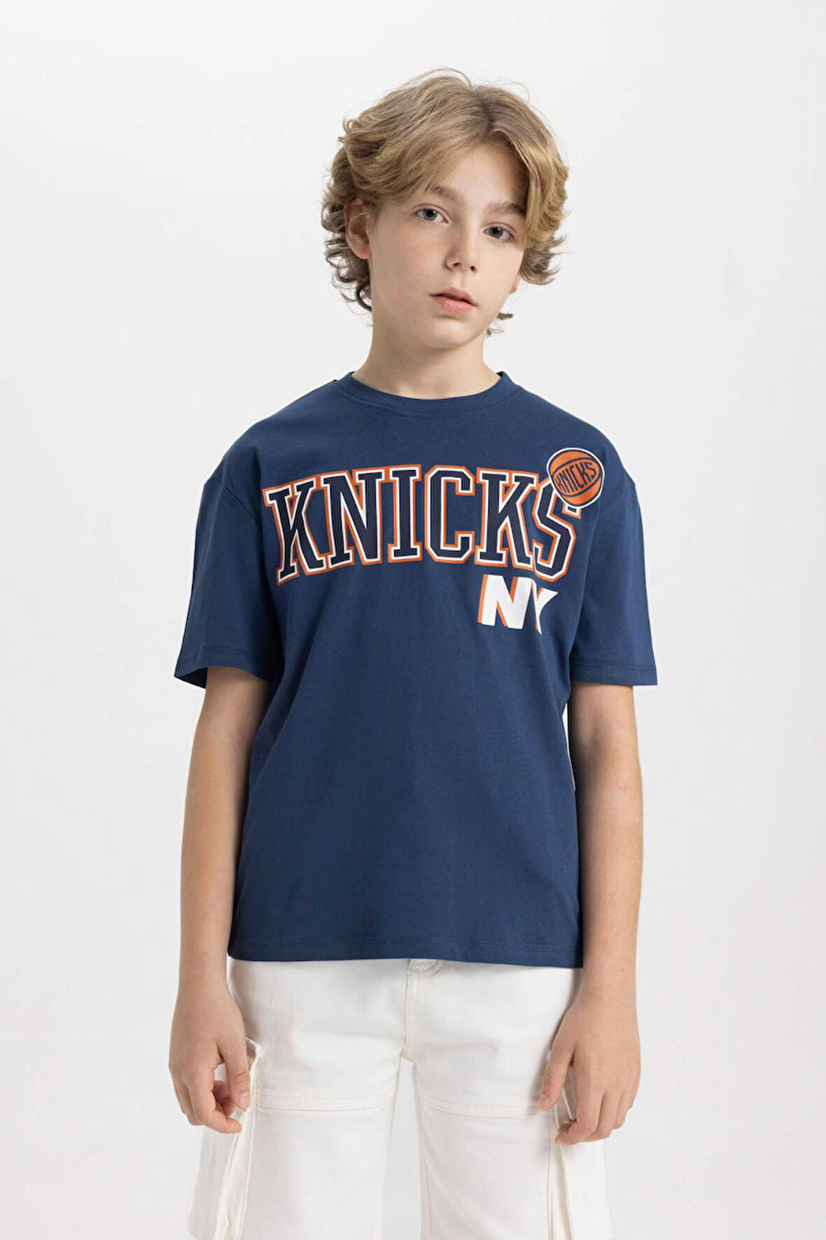 Erkek Çocuk NBA New York Knicks Oversize Fit Bisiklet Yaka Kısa Kollu Tişört