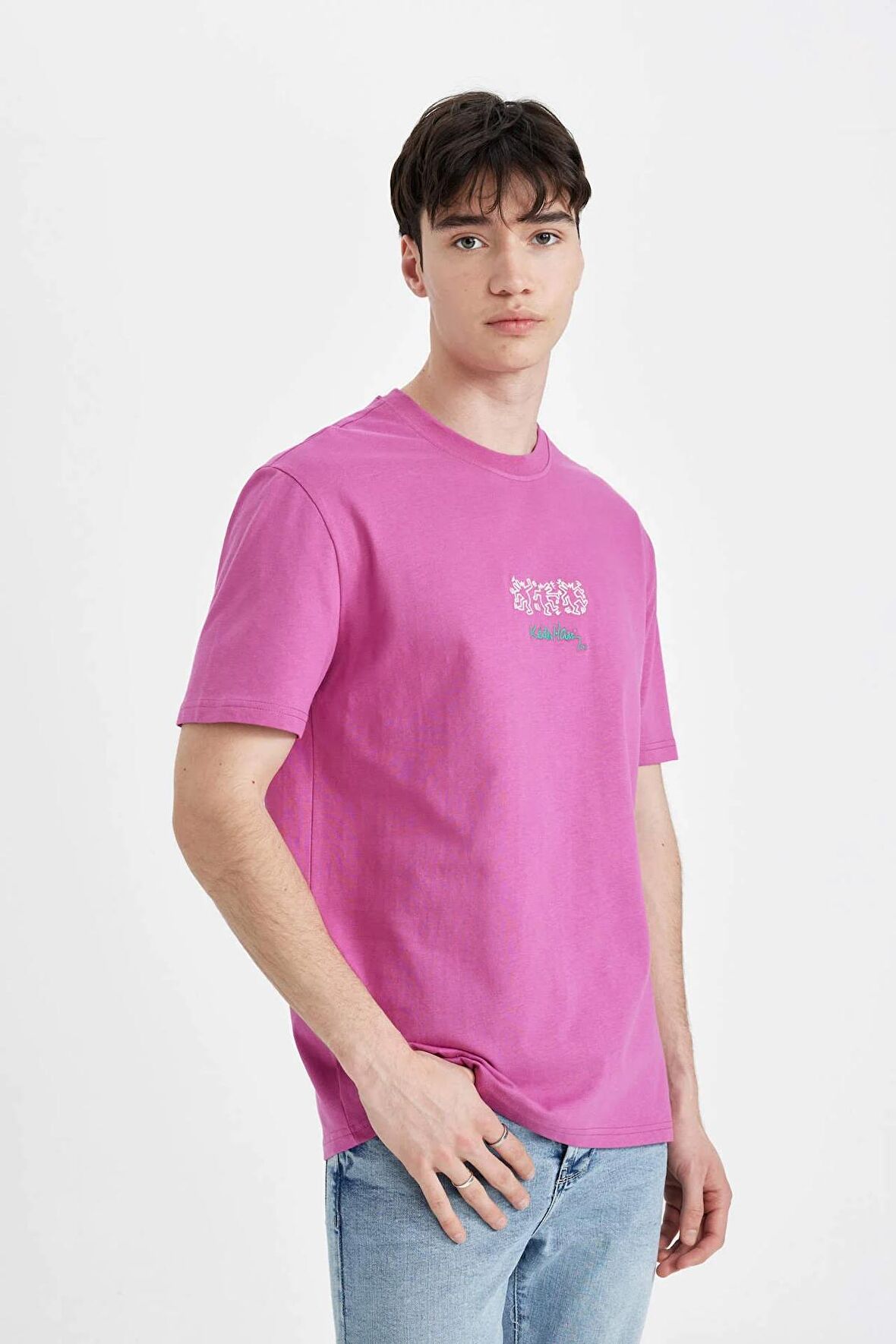 DeFacto Keith Haring Regular Fit Bisiklet Yaka Kısa Kollu Tişört B8095AX24SMPR191