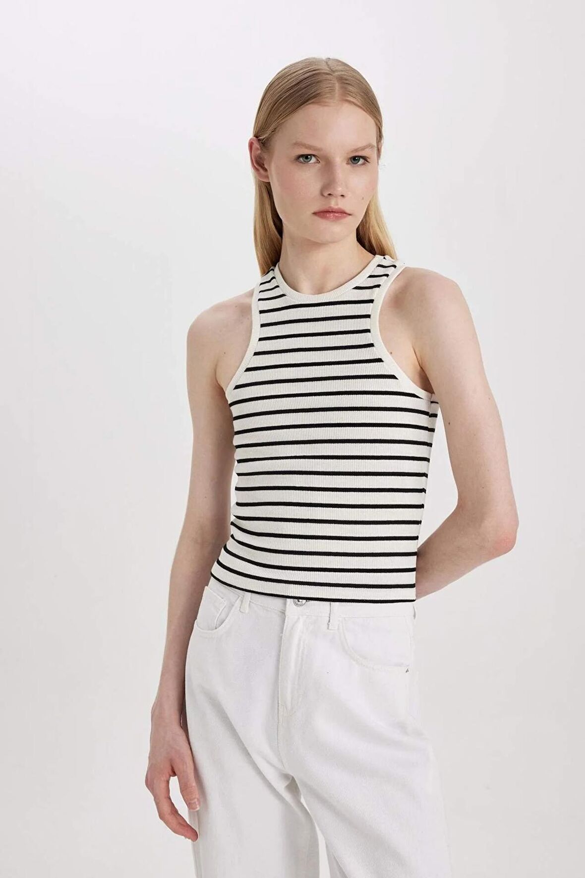 DeFacto Slim Fit Çizgili Halter Yaka Fitilli Kaşkorse Atlet C3119AX24SPER105