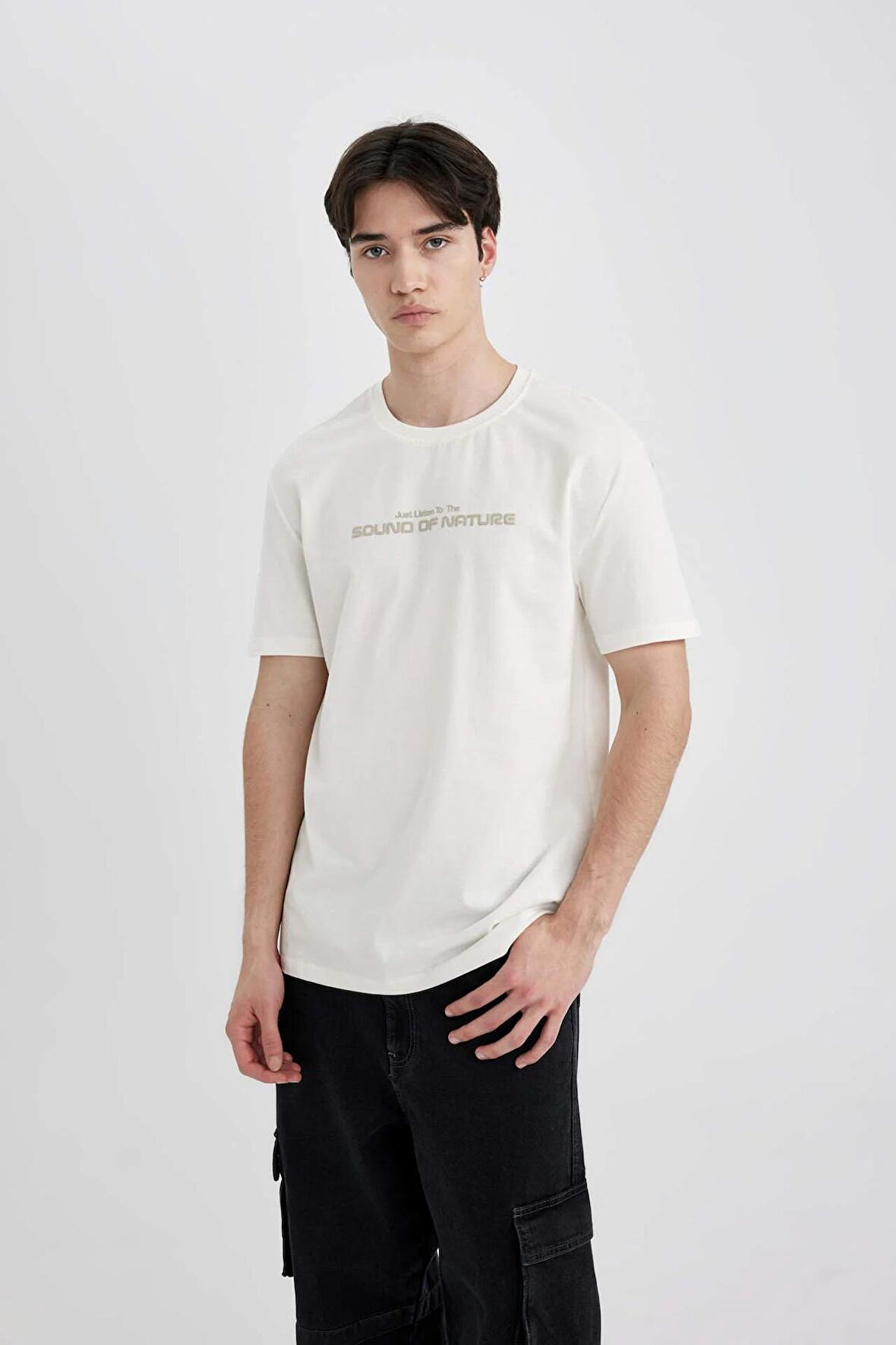 DeFacto Regular Fit Bisiklet Yaka Baskılı Kısa Kollu Tişört C2082AX24SMER105