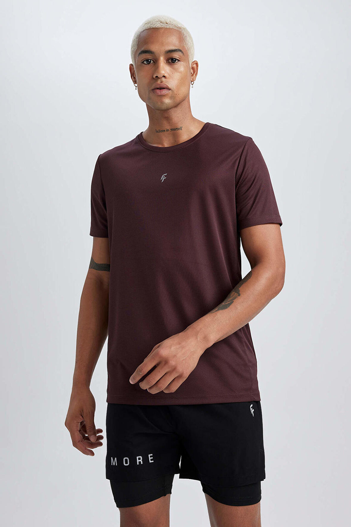 Defacto Fit Slim Fit Bisiklet Yaka Baskılı Sporcu Tişört X6142AZ23AUBR464