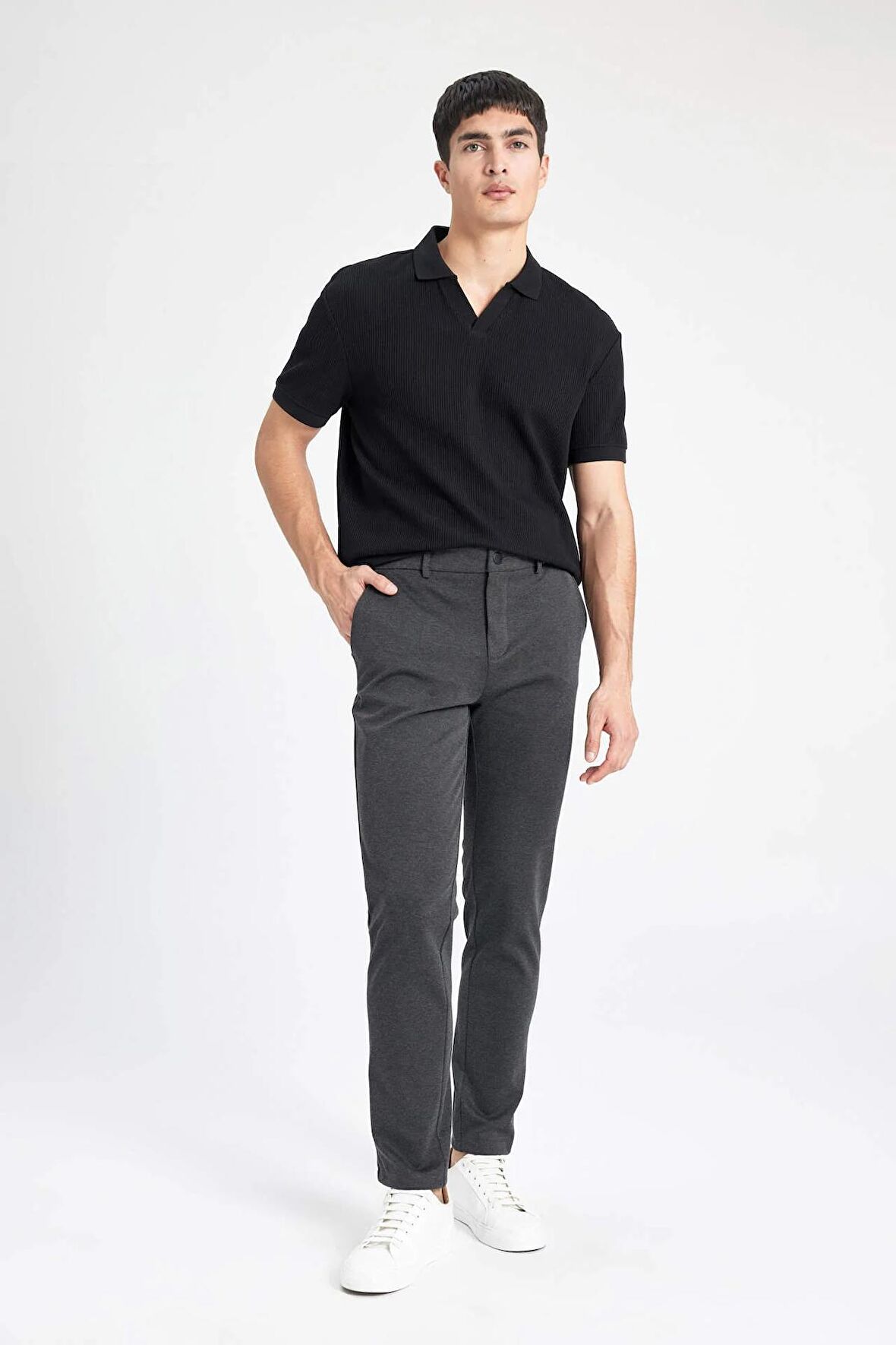 DeFacto Jogger Düz Paça Her Yöne Esneyen Pantolon T6317AZ24SPAR146