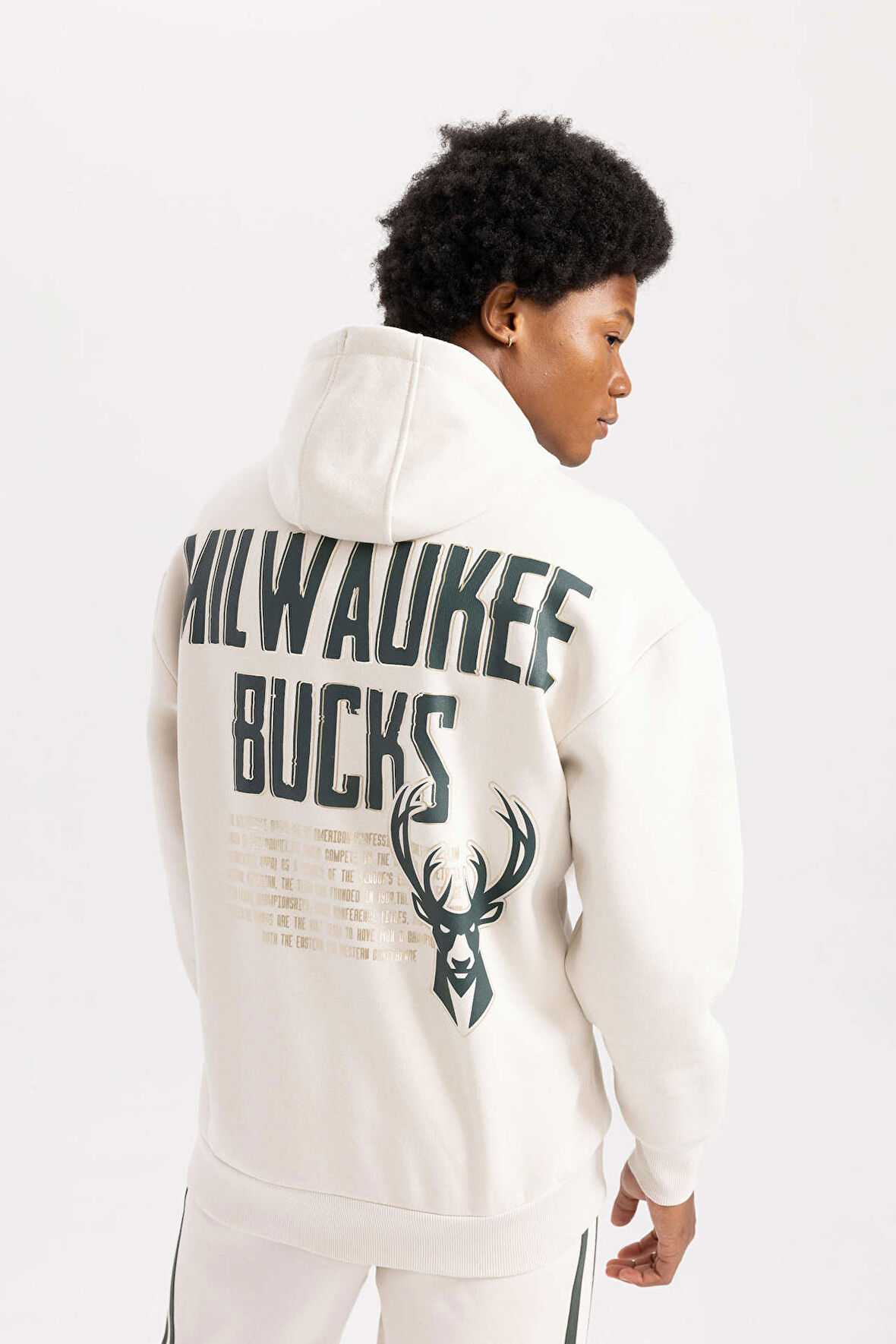DeFactoFit NBA Milwaukee Bucks Oversize Fit Kapüşonlu Sweatshirt