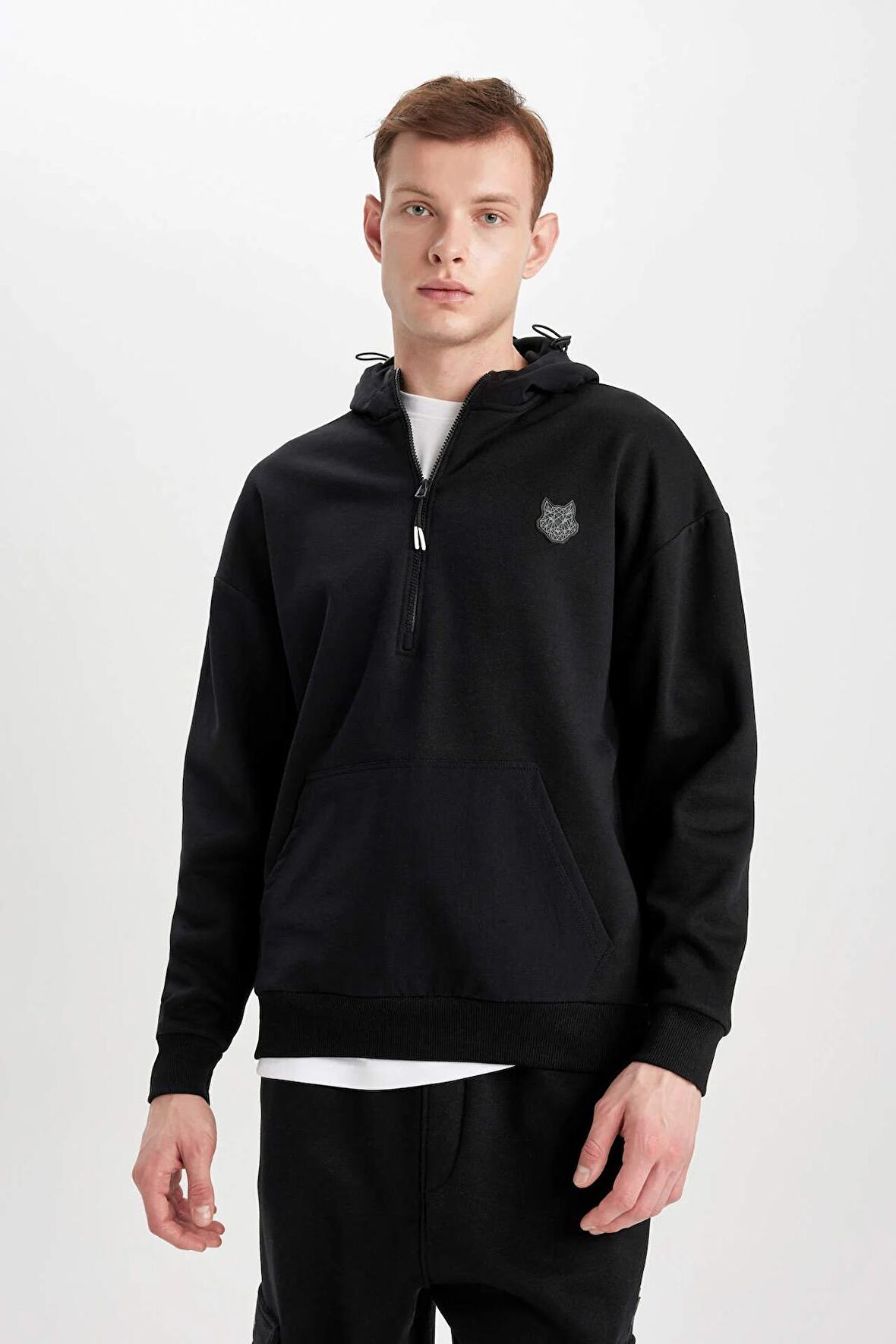 DeFacto Oversize Fit Kapüşonlu Baskılı Sweatshirt B8124AX23CWBK81