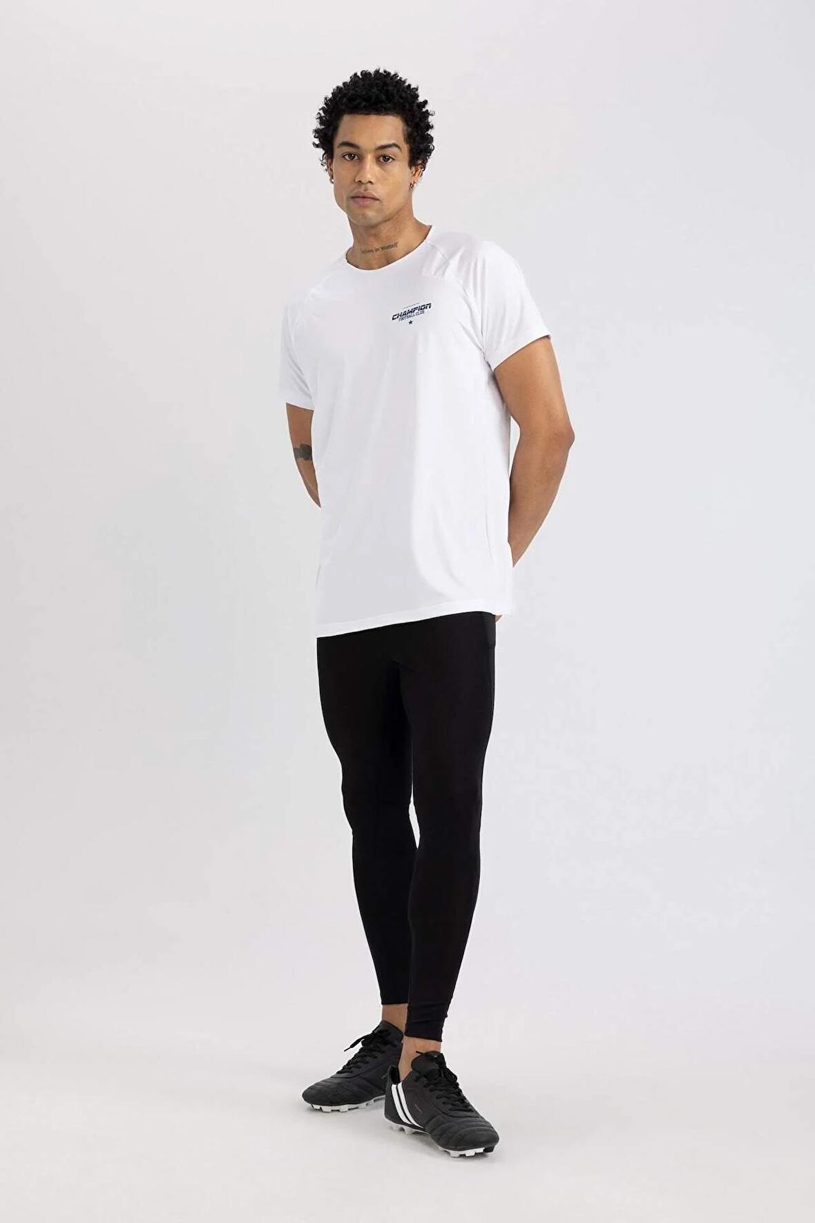 DeFactoFit  Slim Fit Dar Kesim Sporcu Tayt B5027AX24SPBK81