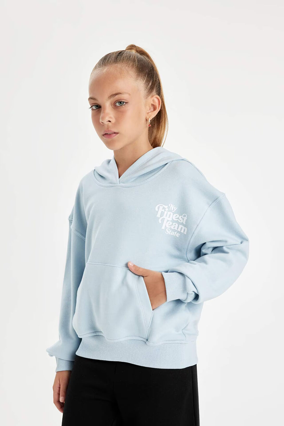 DeFacto Kız Çocuk Cepli Kapüşonlu Baskılı Okul Sweatshirt C7764A824AUBE215