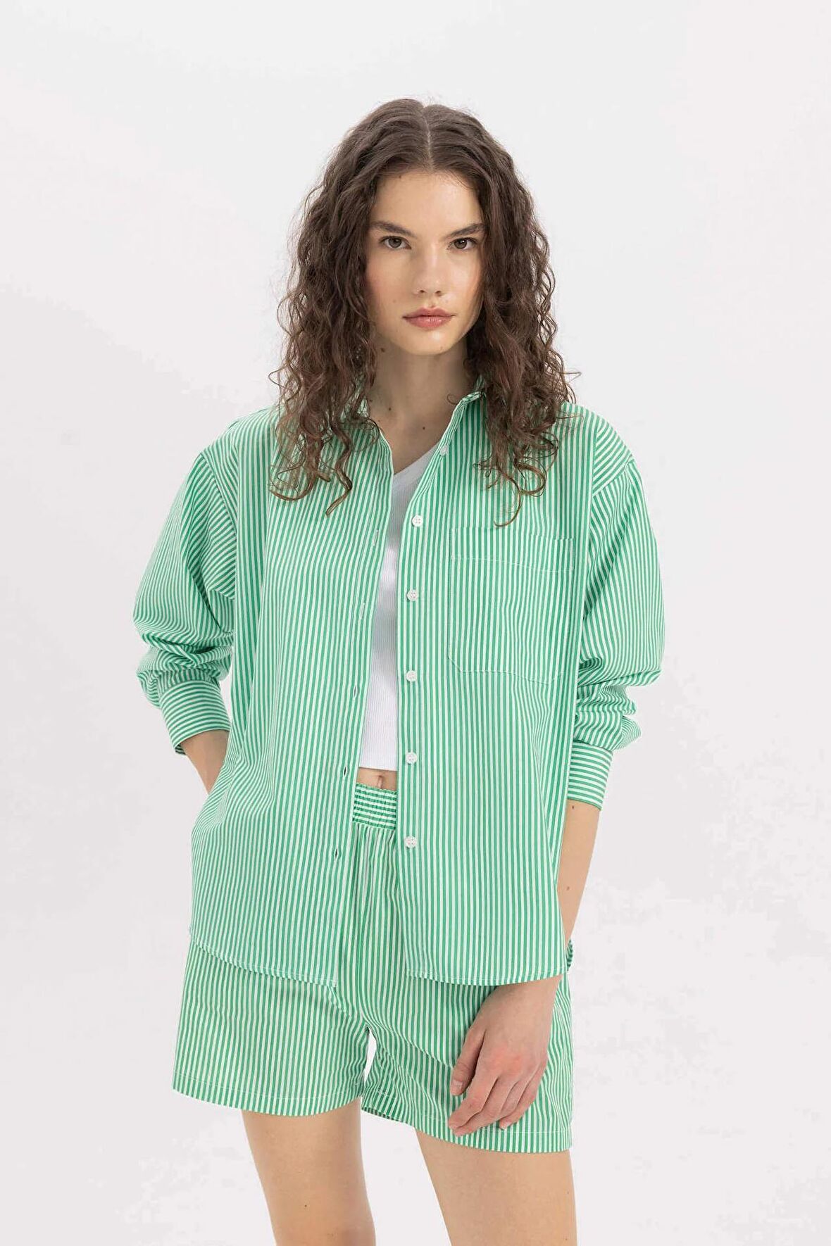 DeFacto Oversize Geniş Kalıp Çizgili Poplin Uzun Kollu Gömlek C8751AX24SMGN268