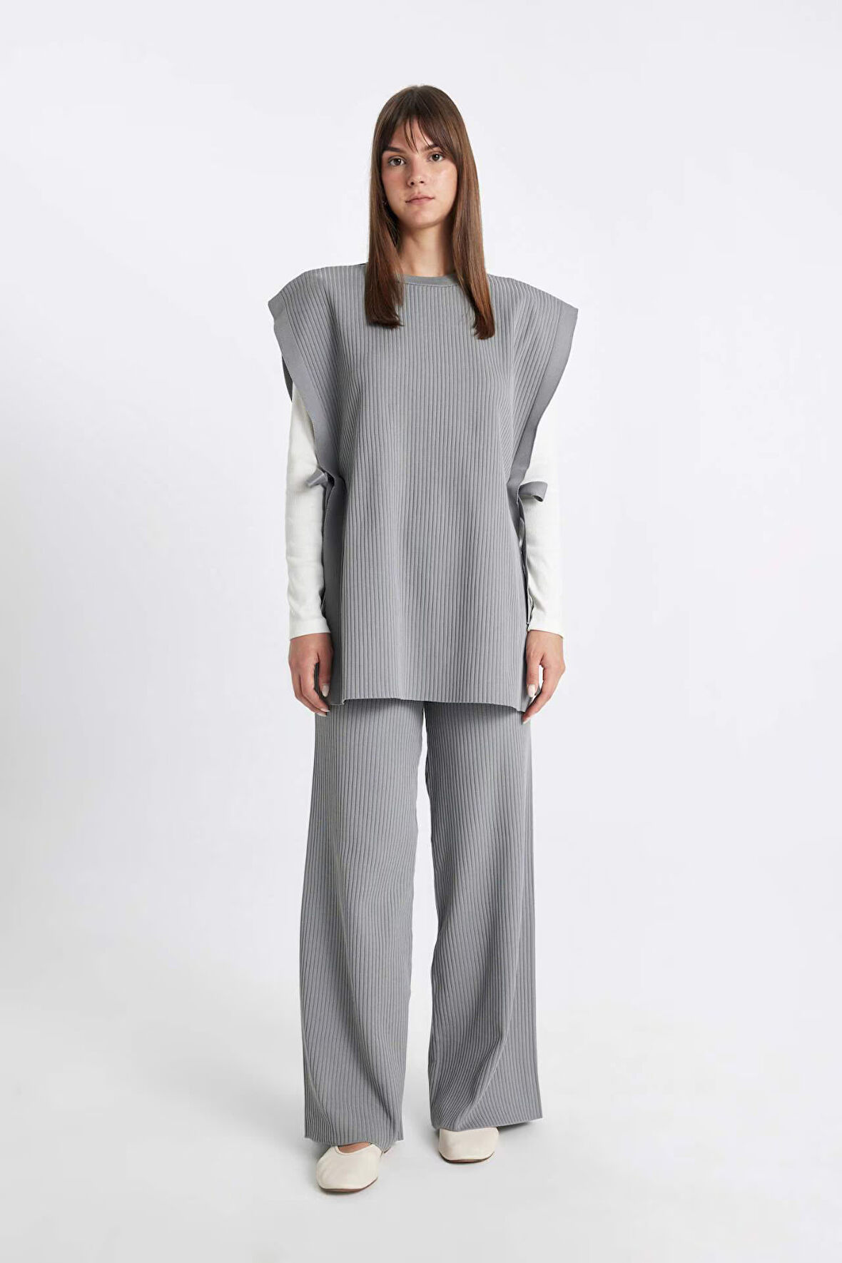 DeFacto Relax Fit Triko Pantolon Beli Lastikli Basic Düz Geniş Paça Y1325AZ24AUGR422