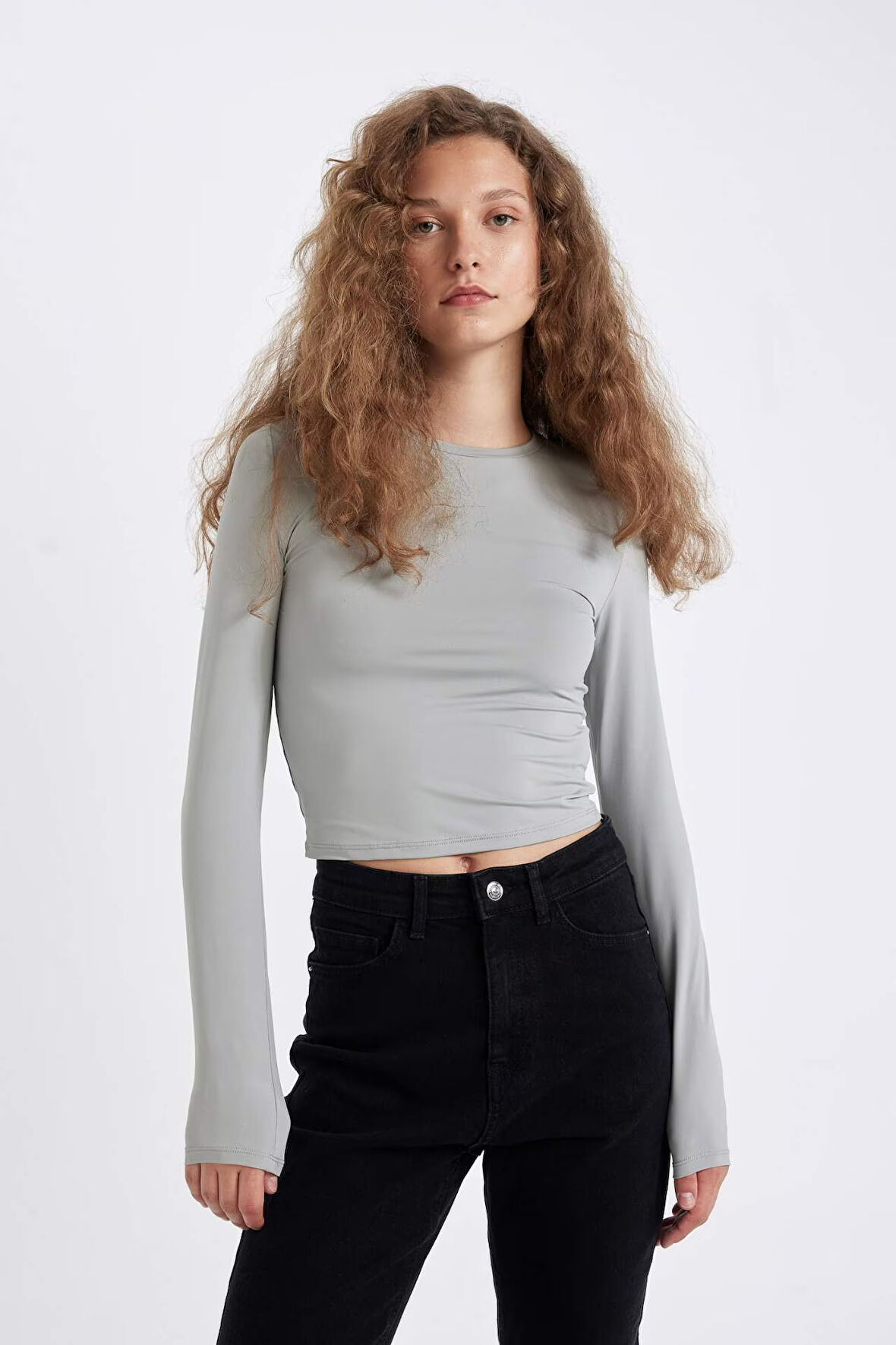 DeFacto Fitted Bisiklet Yaka Basic Uzun Kollu Tişört D0199AX24AUGR254