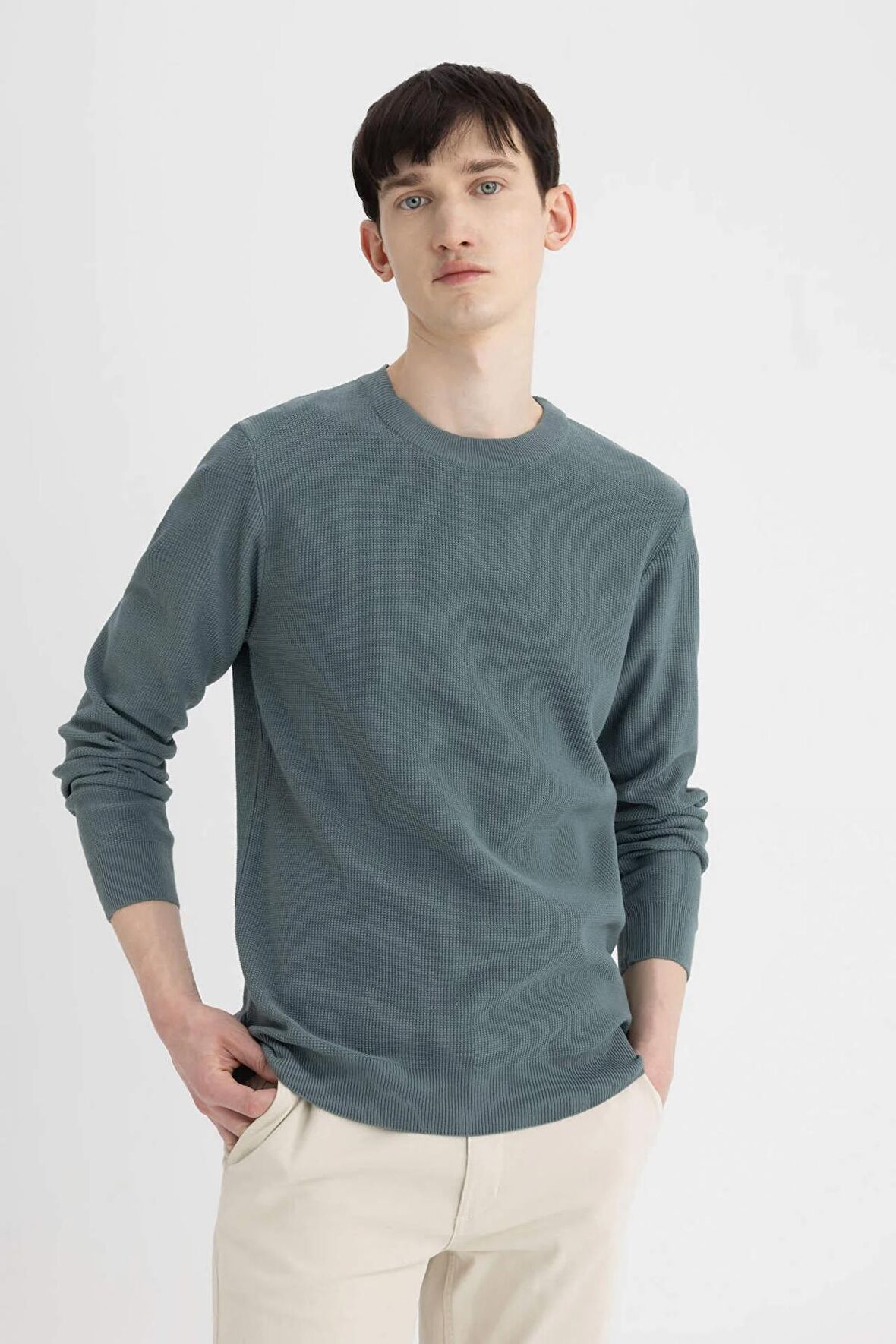 DeFacto Standart Fit Normal Kesim Pamuklu Bisiklet Yaka Triko Kazak A5181AX24AUBE528