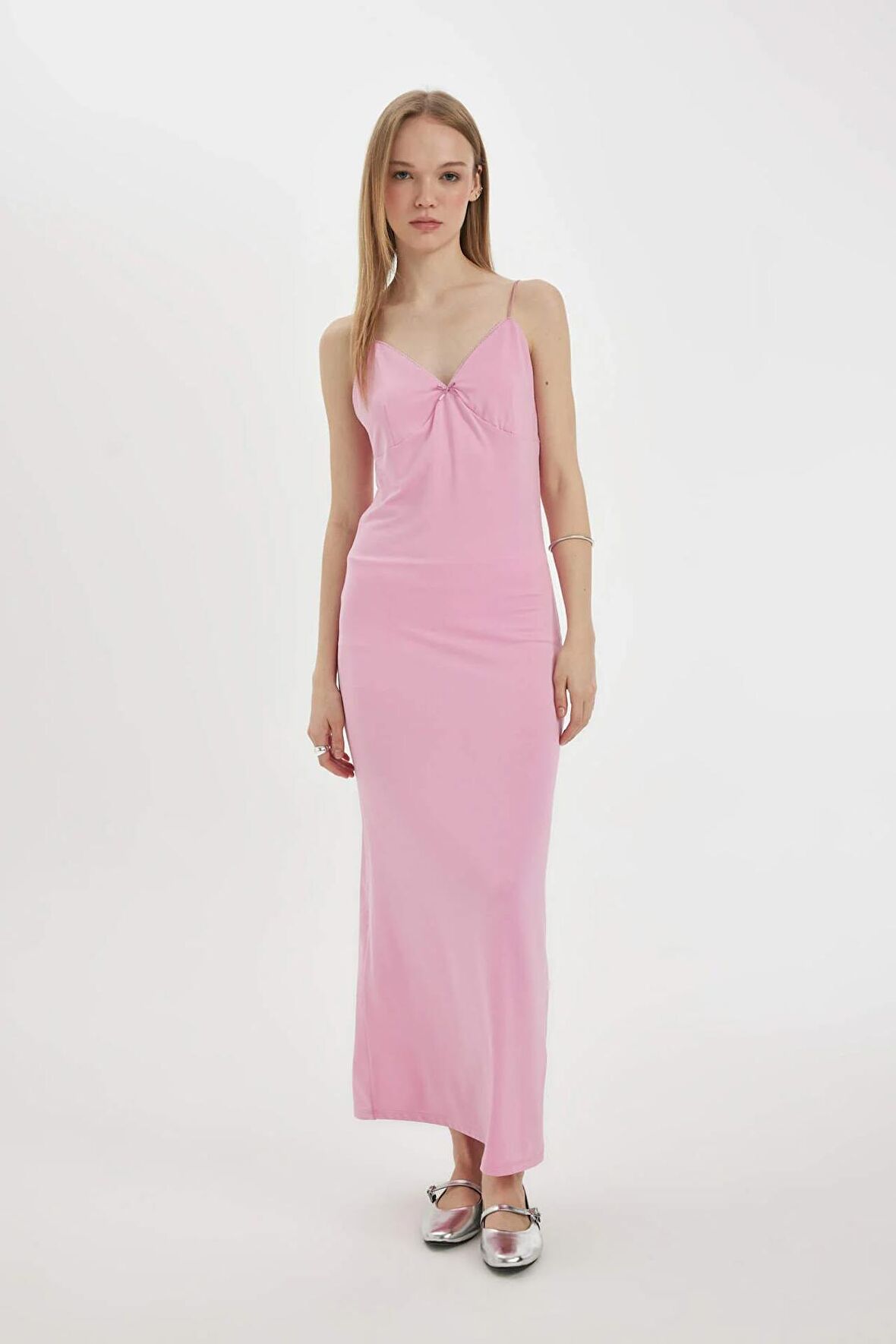 DeFacto Coool Slim Fit V Yaka Askılı Maxi Elbise D3608AX24SMPN253