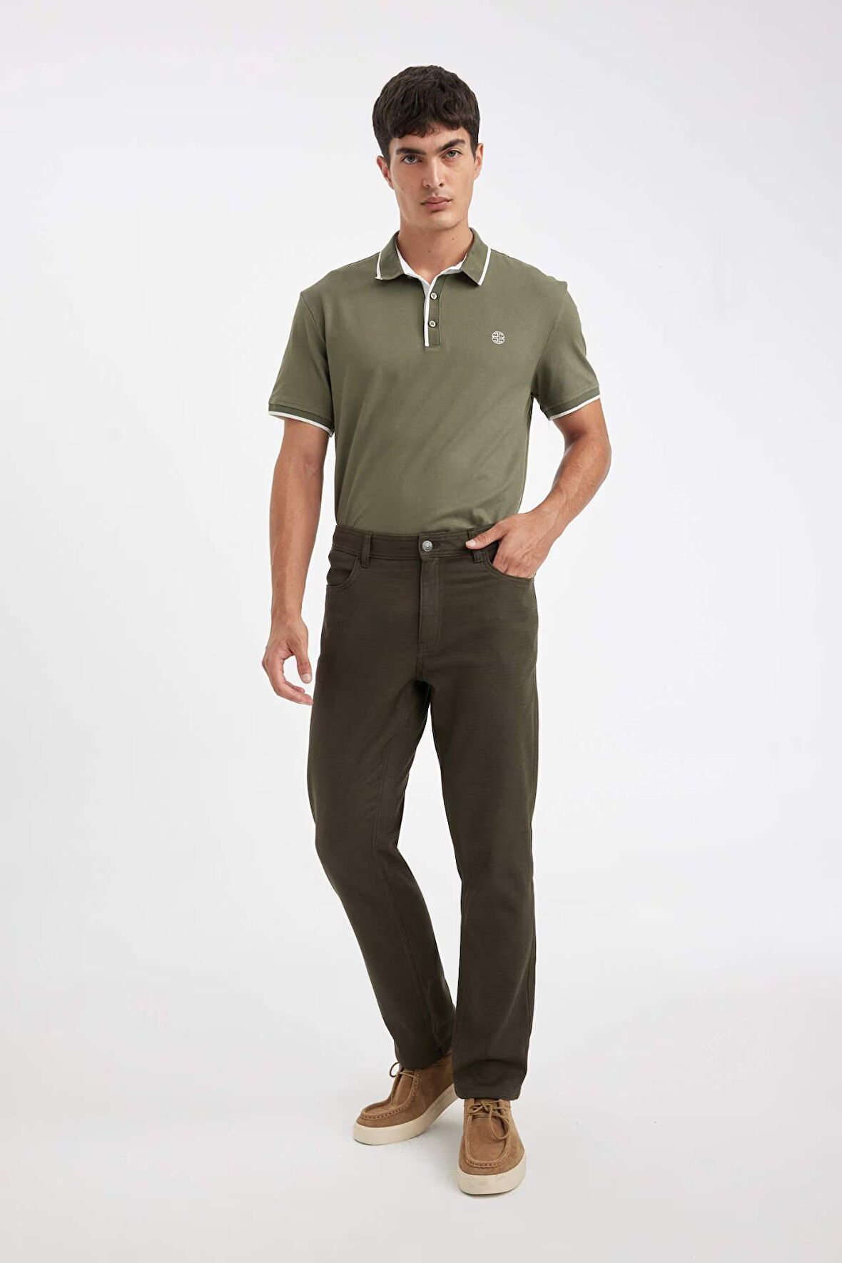 DeFacto Regular Fit Normal Kesim Pantolon Düz Paça Cepli Basic Düz D1049AX24WNKH120