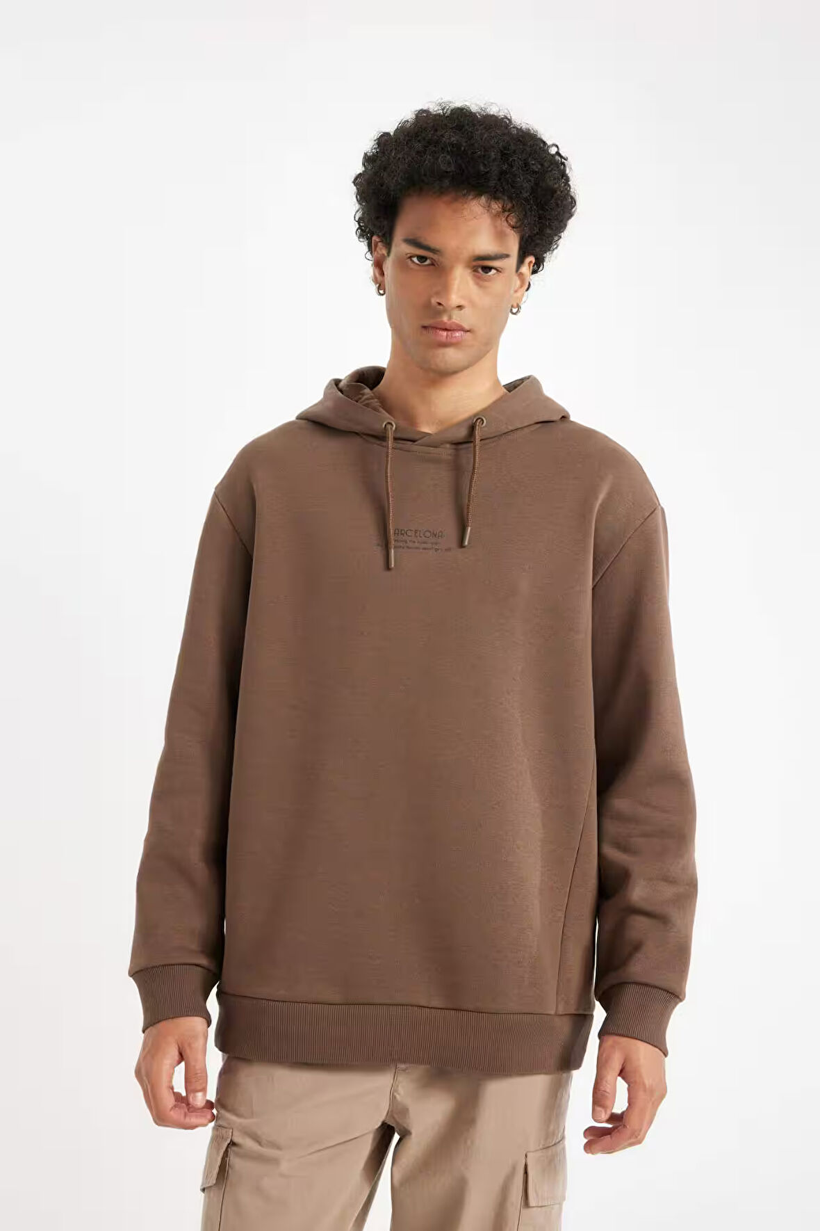 DeFacto Kahverengi Relax Fit Kapüşonlu Baskılı Sweatshirt Y9652AZ24AUBN105