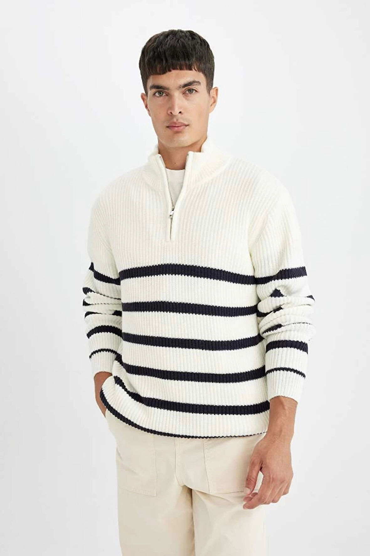 D3274 Standart Fit Dik Yaka Yarım Fermuarlı Çizgili Triko Kazak