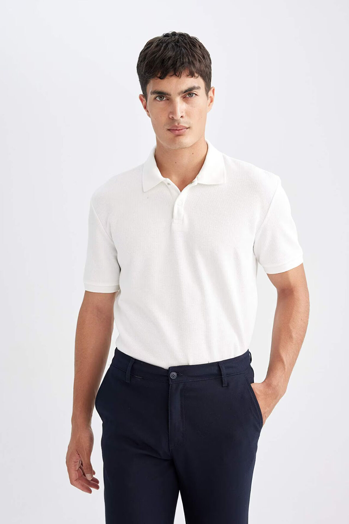DeFacto New Regular Fit Basic Düz Kısa Kollu Polo Tişört D5999AX24SMWT32