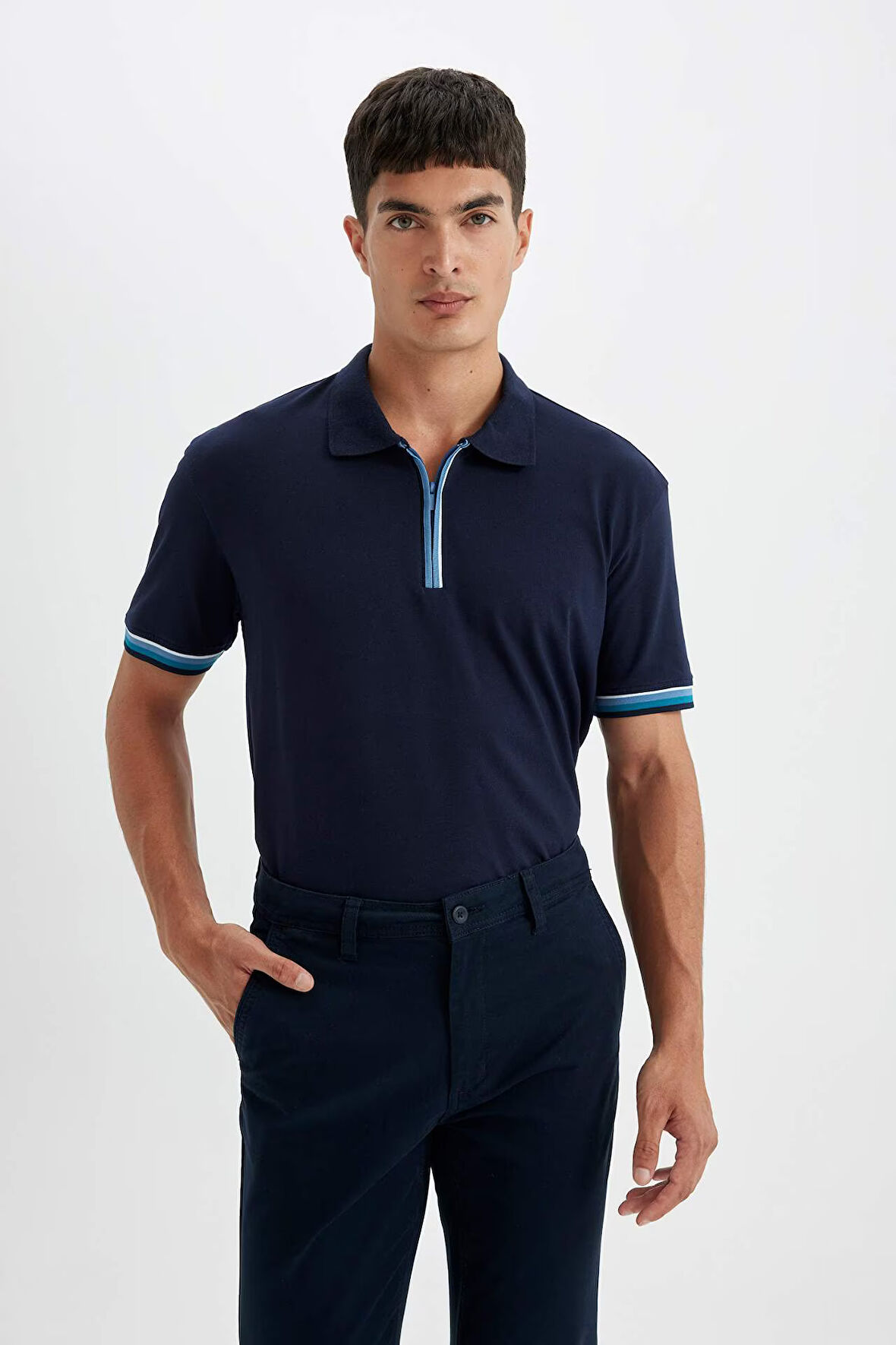 DeFacto New Regular Fit Kısa Kollu Polo Tişört D6000AX24SMNV135