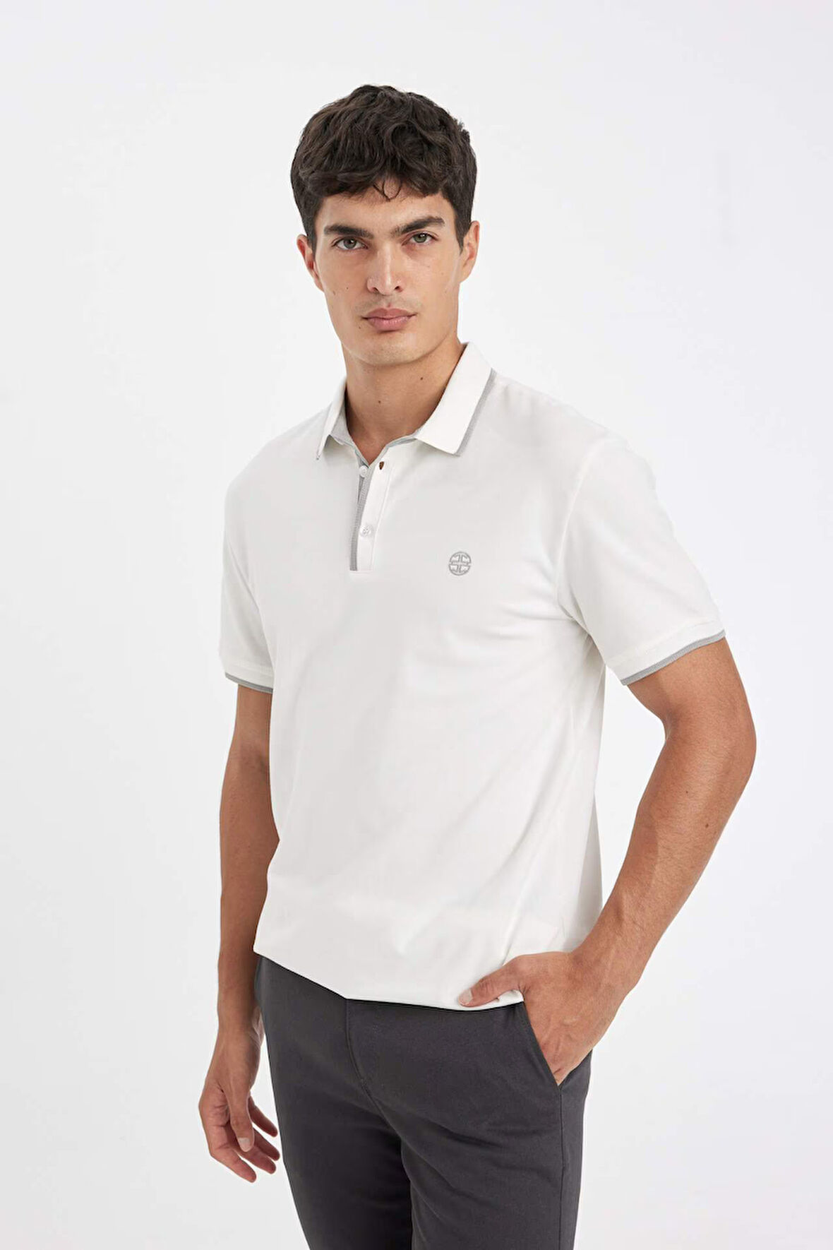 New Regular Fit Kısa Kollu Pike Polo Tişört