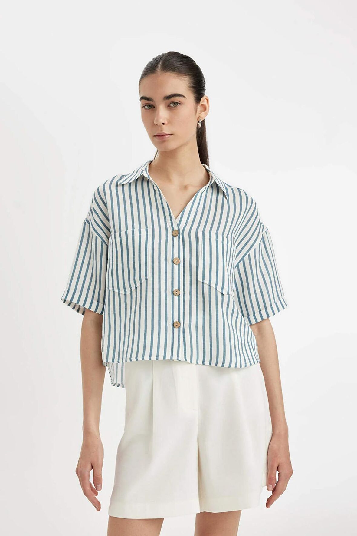 DeFacto Çizgili Müslin Kısa Kollu Gömlek D3698AX24SMBE739