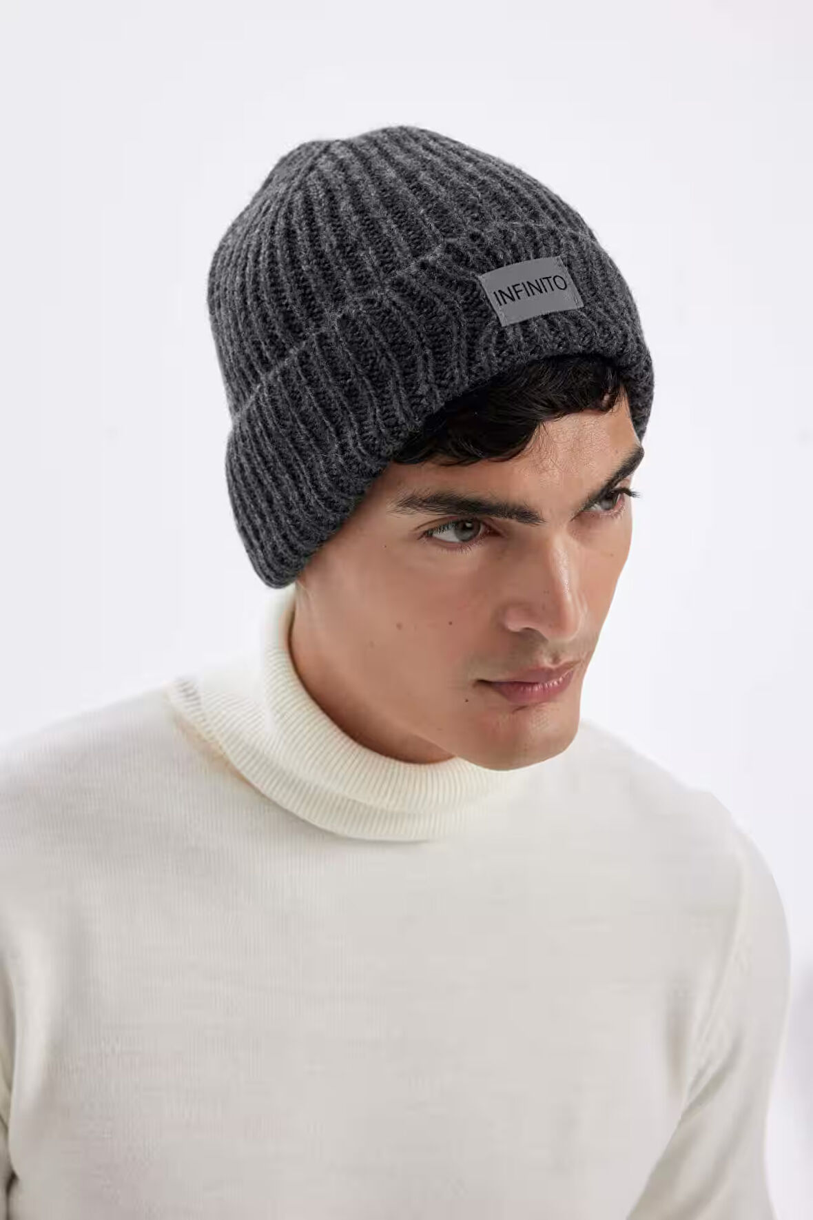 DeFacto Erkek Dokuma Etiketli Bere U9177AZ24WNAR42