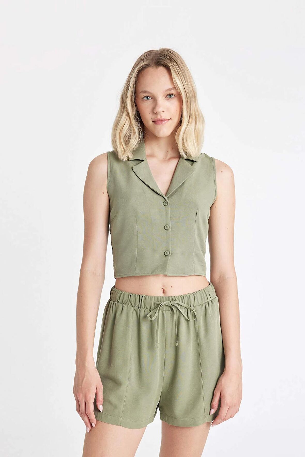 DeFacto Fitted Pijama Yaka Keten Karışımlı Kolsuz Gömlek A6858AX24HSKH461