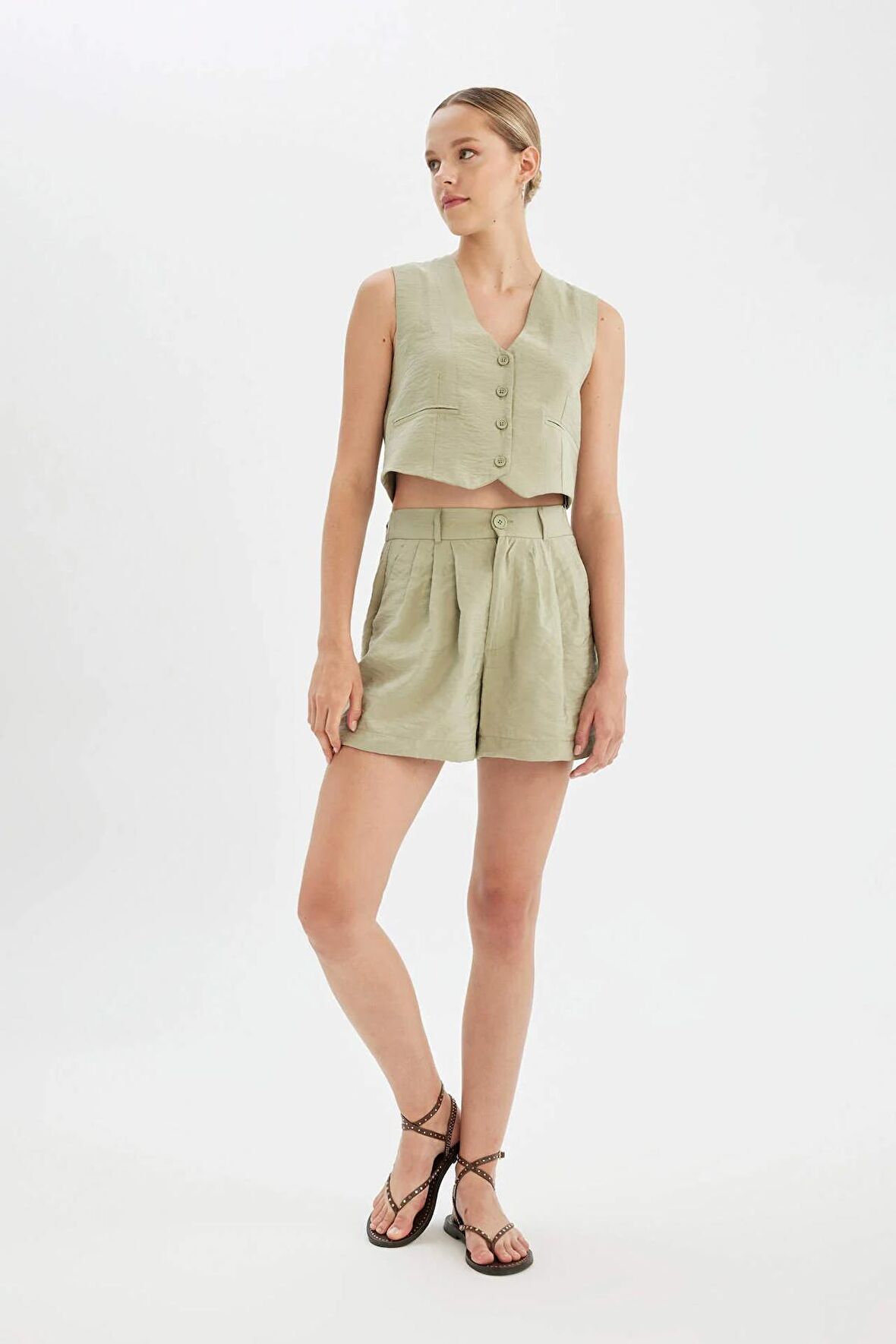 DeFacto Regular Fit Normal Bel Kısa Paça Modal Şort X4722AZ24HSGN989