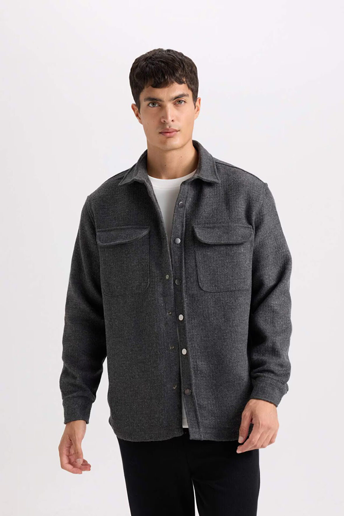 Erkek Bej Regular Fit Normal Kesim Polo Yaka Akrilik Karışımlı Düz Uzun Kollu Gömlek Ceket