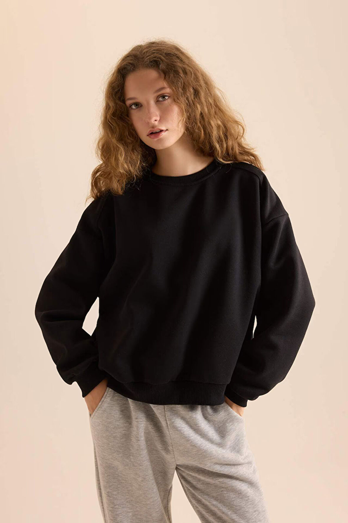 Coool Oversize Fit Geniş Kalıp Bisiklet Yaka Basic Düz Kalın Kumaş Sweatshirt